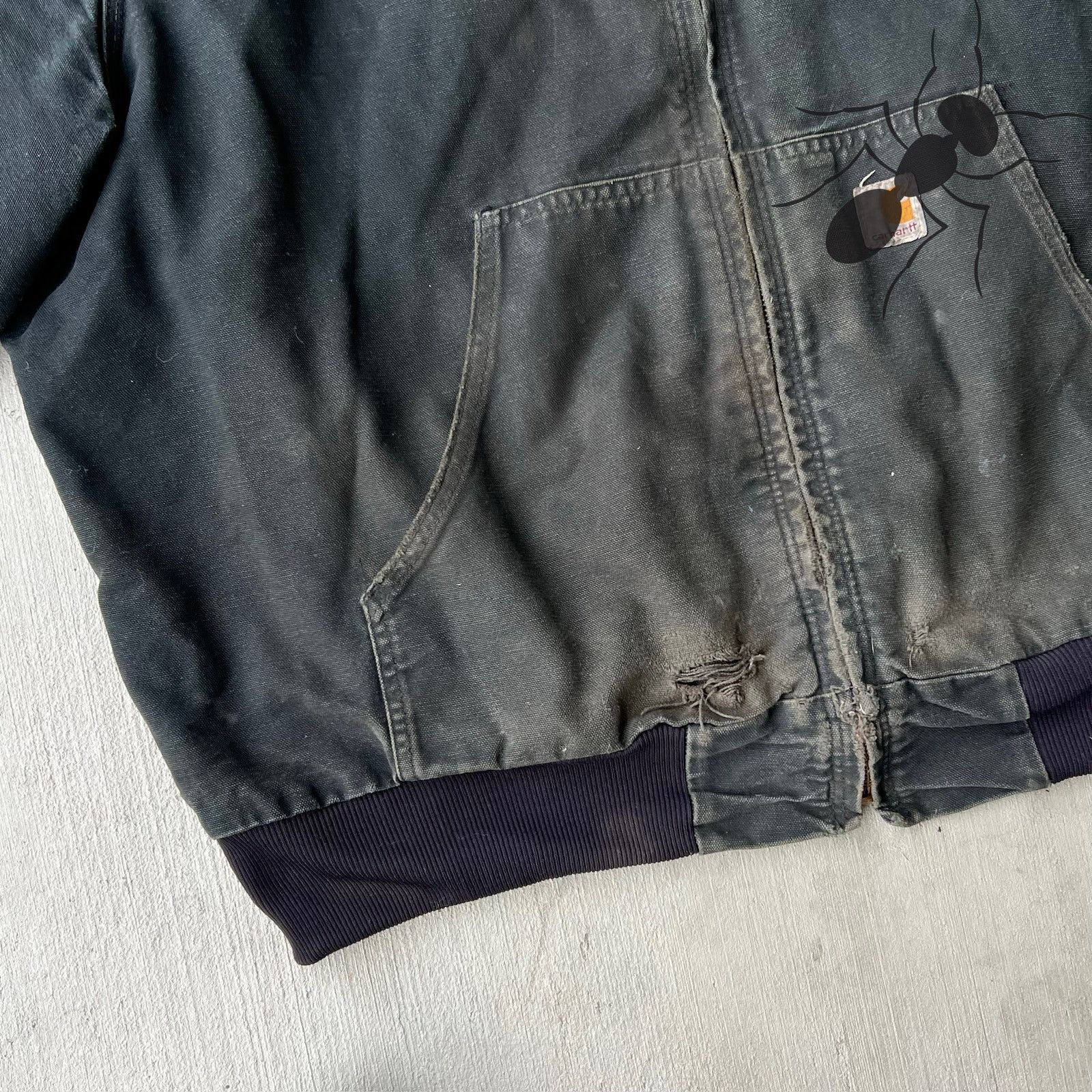 Carhartt × Vintage Carhartt J131 BLK faded black hooded work wear jacket Size US XXL / EU 58 / 5 - 9 Thumbnail