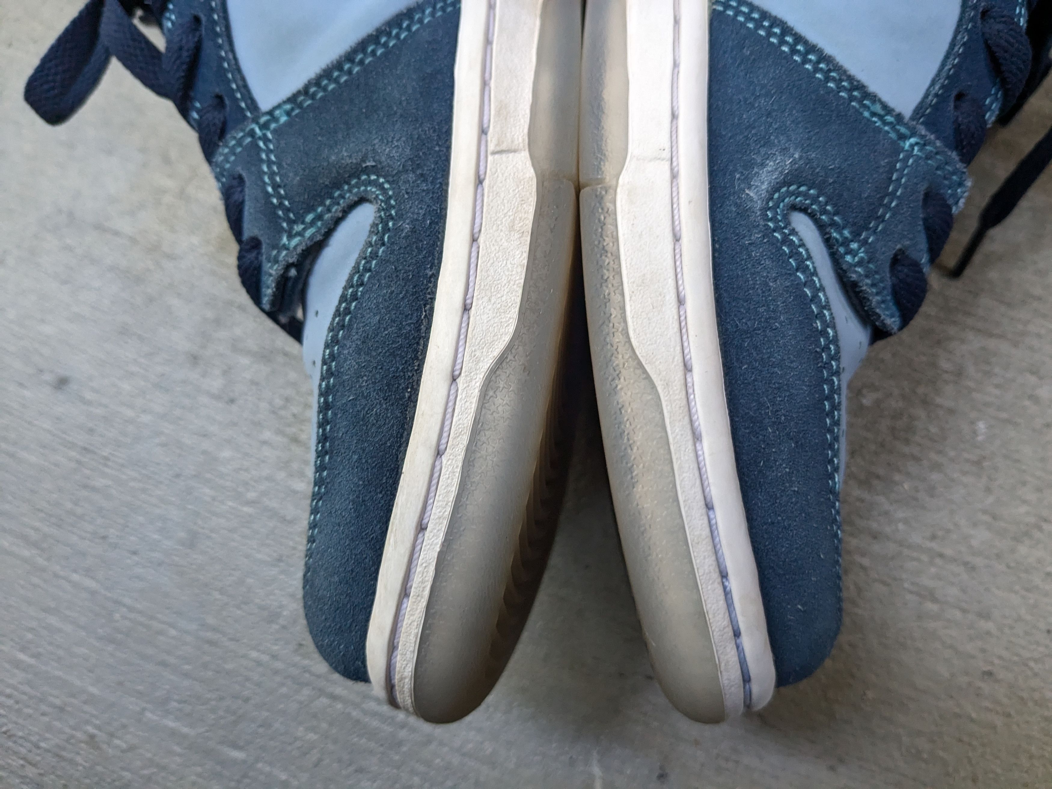 Nike Nike SB Dunk Low Pro Why So Sad? Blue Suede DX5549-400 Size US 8 / EU 41 - 12 Thumbnail