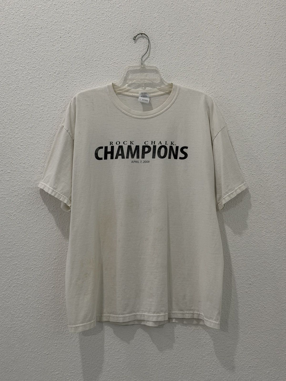 NCAA Kansas Jayhawks 2008 National Champs Newspaper Tee XL NCAA Size US XL / EU 56 / 4 - 3 Thumbnail