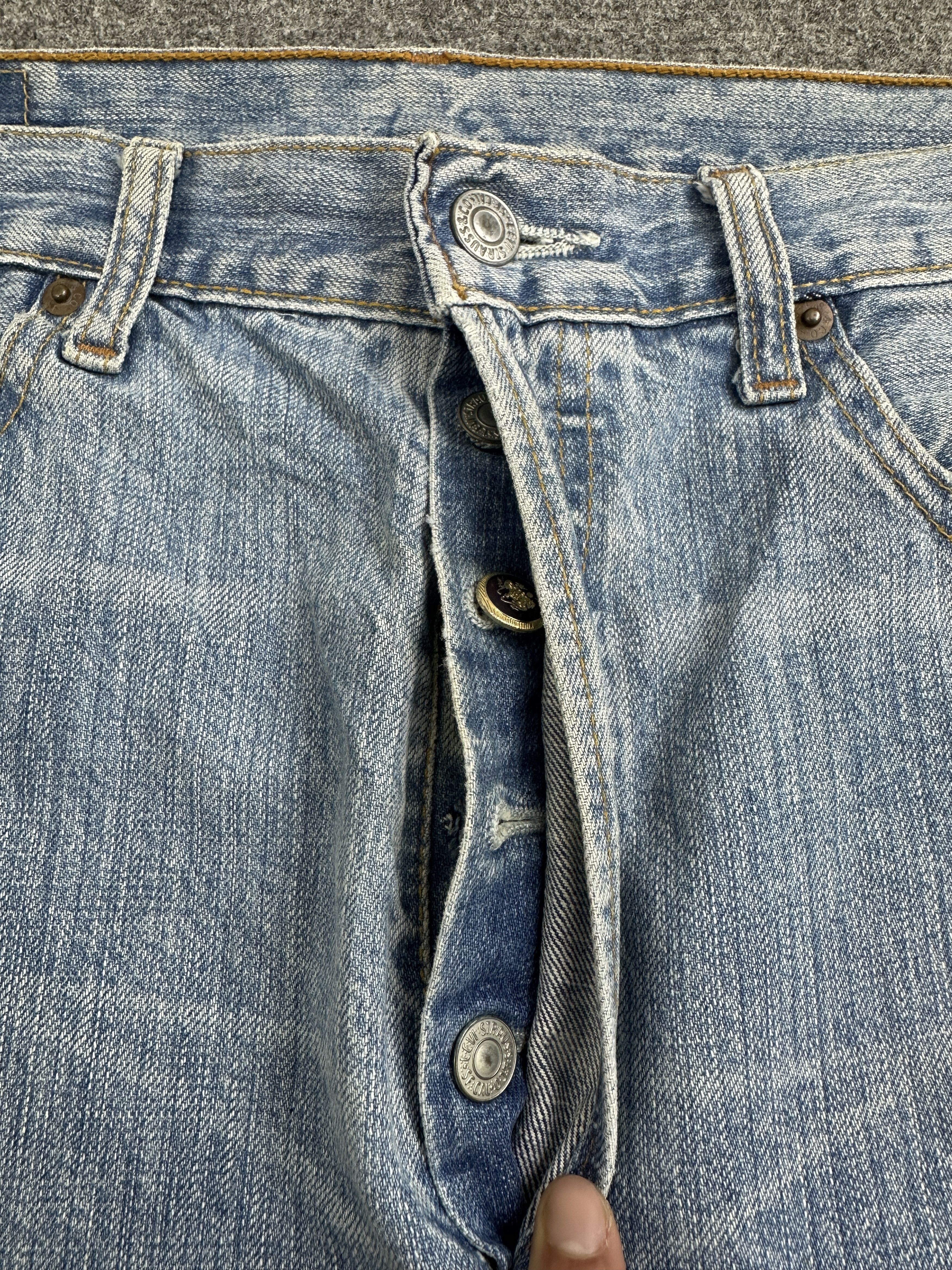 Levi's Vintage Distressed Levis 501 Faded Blue Jeans 32x32 S0046 Size US 32 / EU 48 - 9 Thumbnail