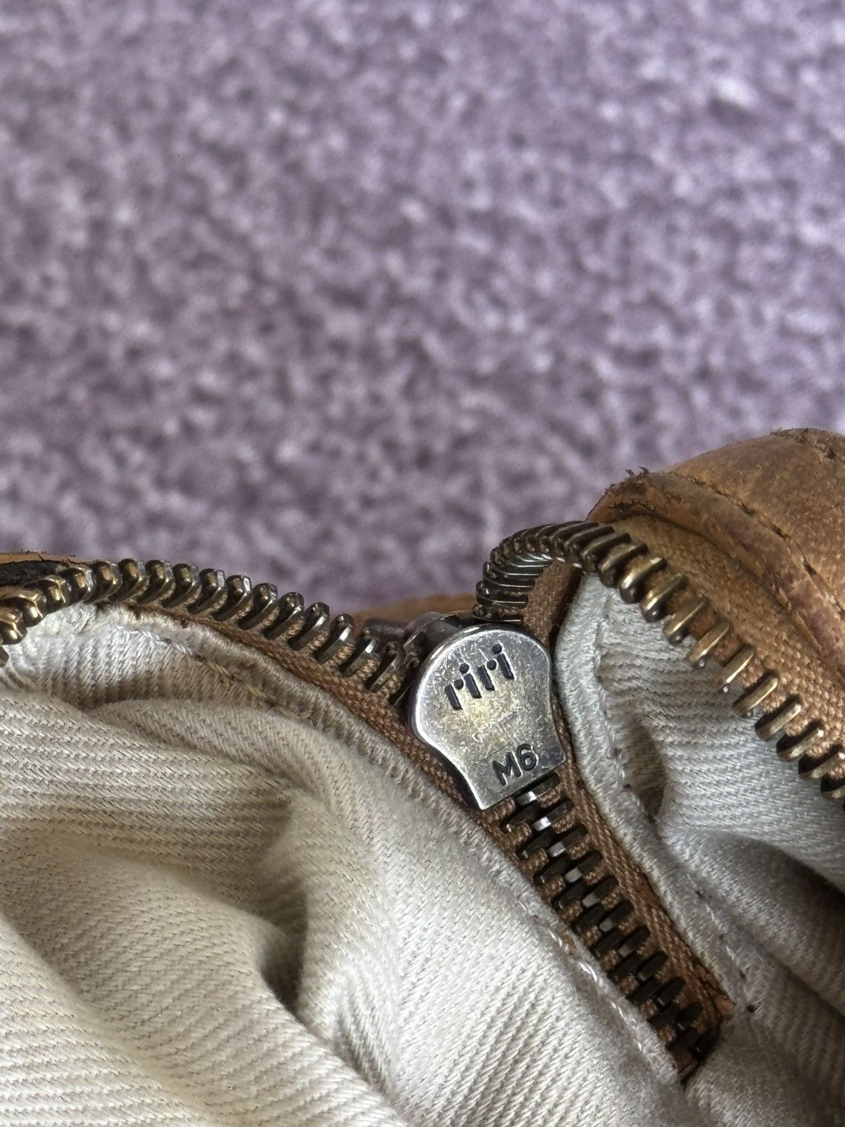 Bally Bally Leather Faded Luxury Designer Y2K Handle Bag Size ONE SIZE - 15 Thumbnail