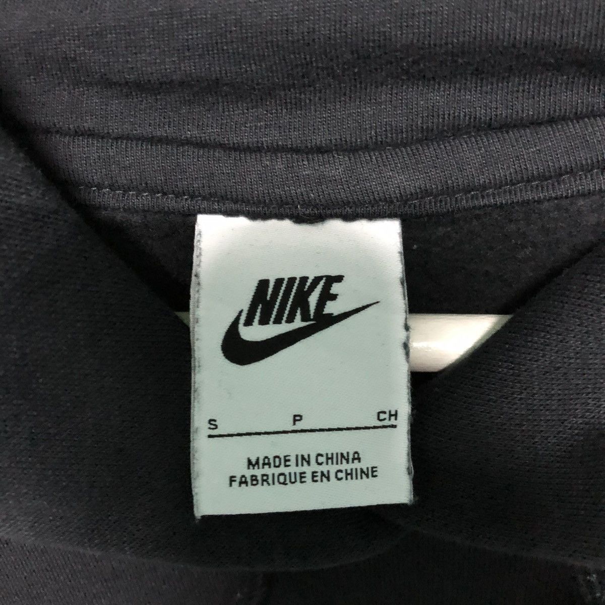 Nike Vintage Nike Swoosh Hoodie Cropped Sweatshirt Size S / US 4 / IT 40 - 5 Thumbnail