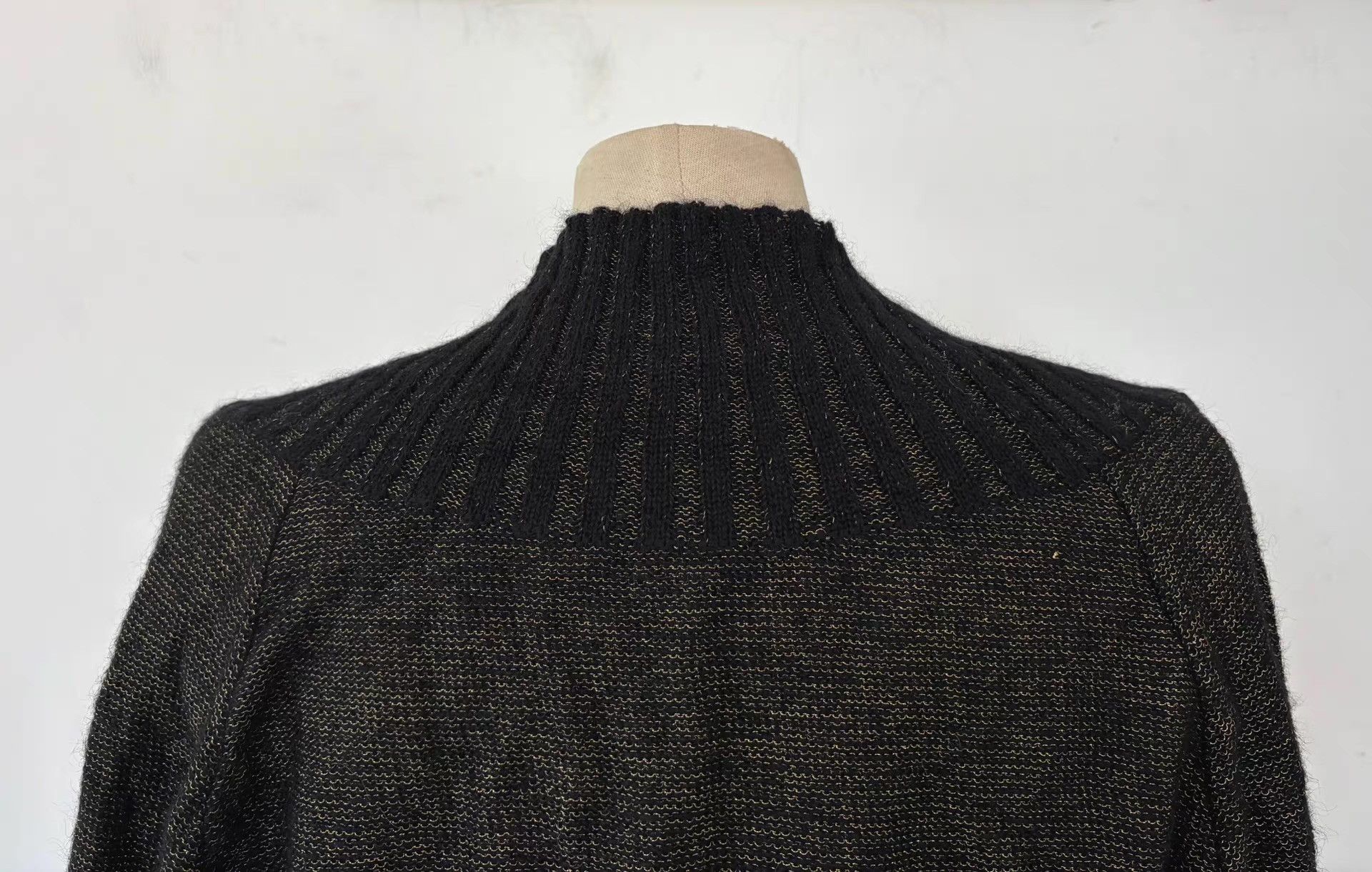 Roberto Cavalli Roberto Cavalli Wool-Blend Knit Sweater。Ｑ21 Size M / US 6-8 / IT 42-44 - 4 Thumbnail