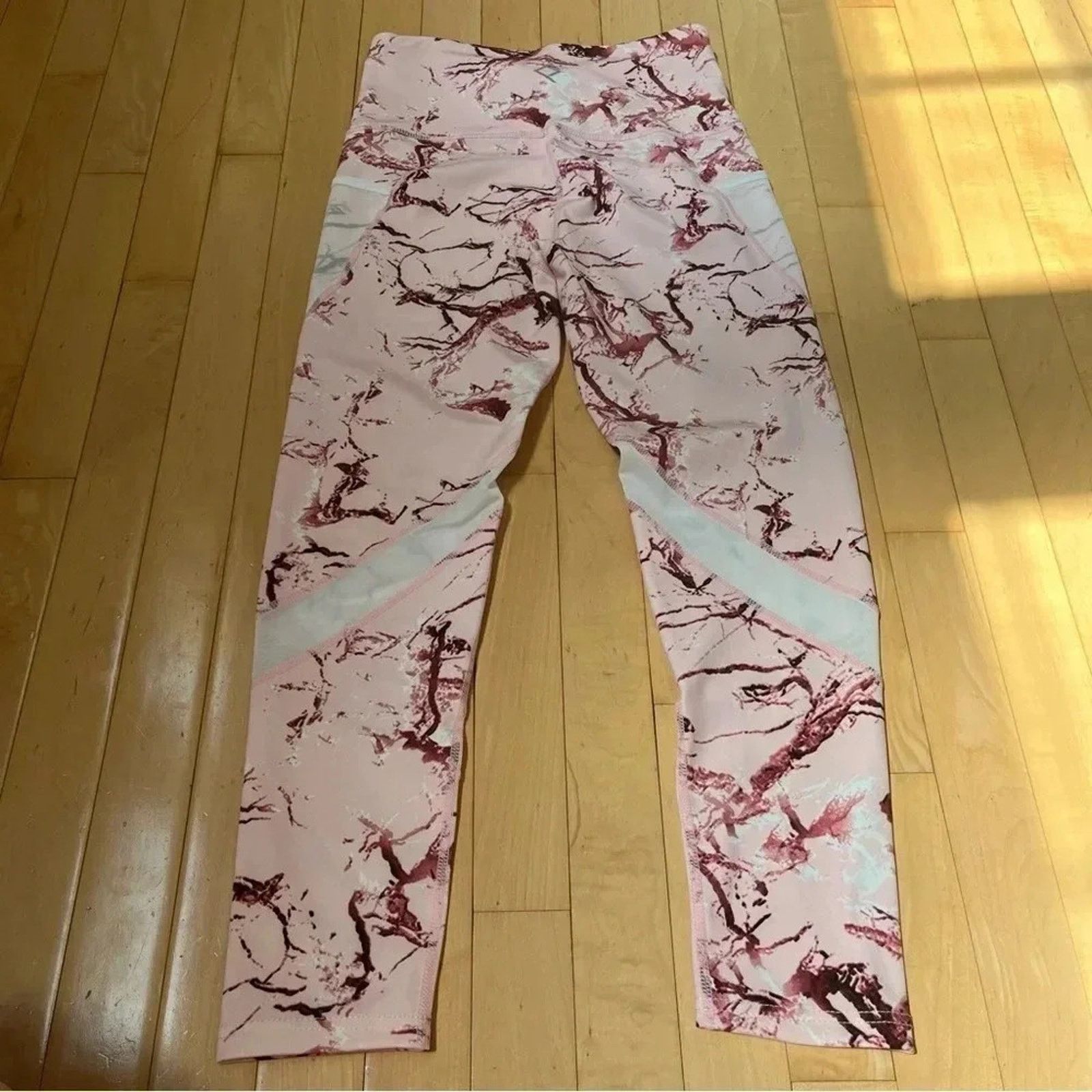 Other BSP Better Sports Performance Pink Camouflage Leggings sz M Size 28" / US 6 / IT 42 - 9 Thumbnail
