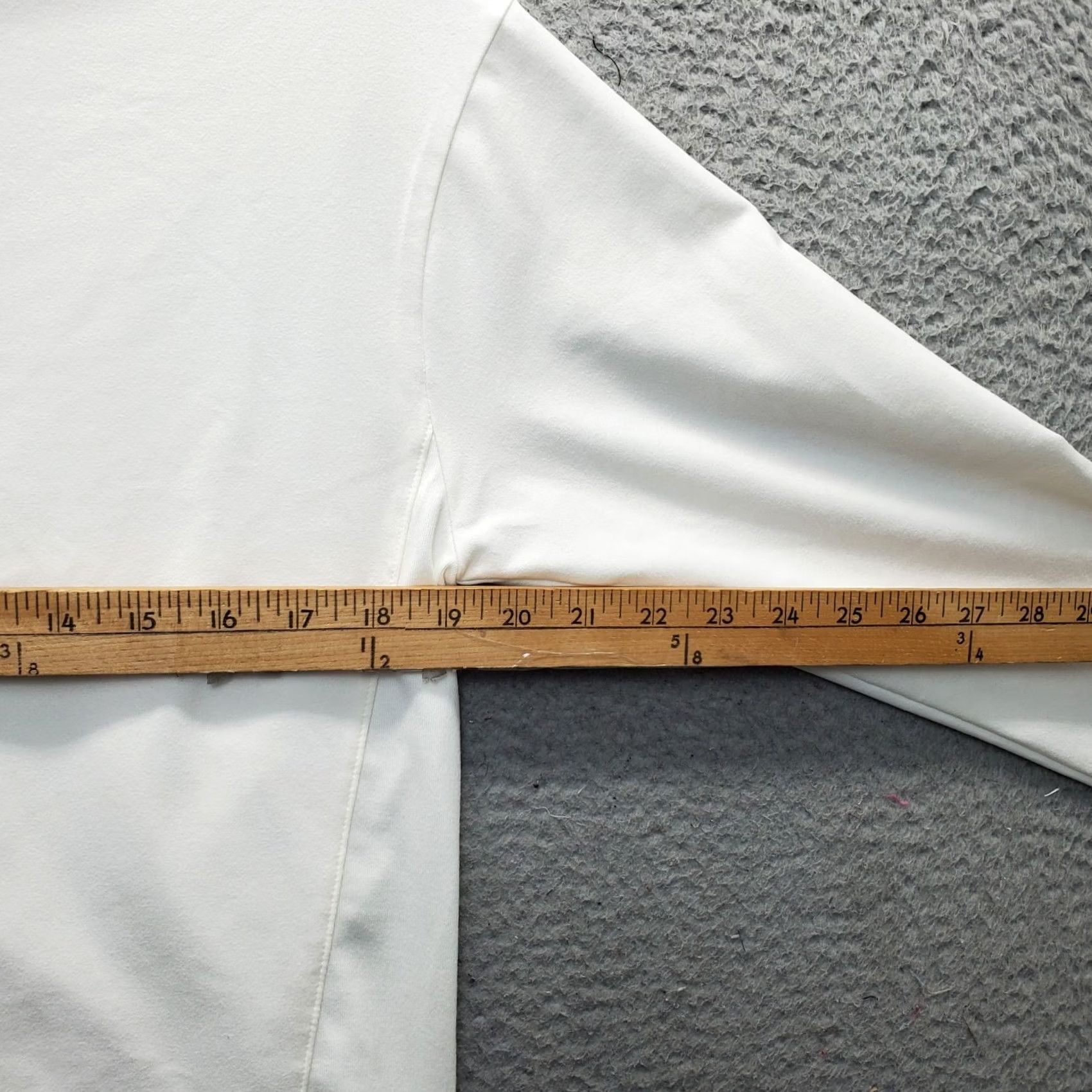 Puma PUMA Golf Sweatshirt Womens S Tan UPF 40 UV Protection Moisture Wicking Stretch Shirt Womens Size S Tan Golf Sweatshirt Size S / US 4 / IT 40 - 4 Thumbnail