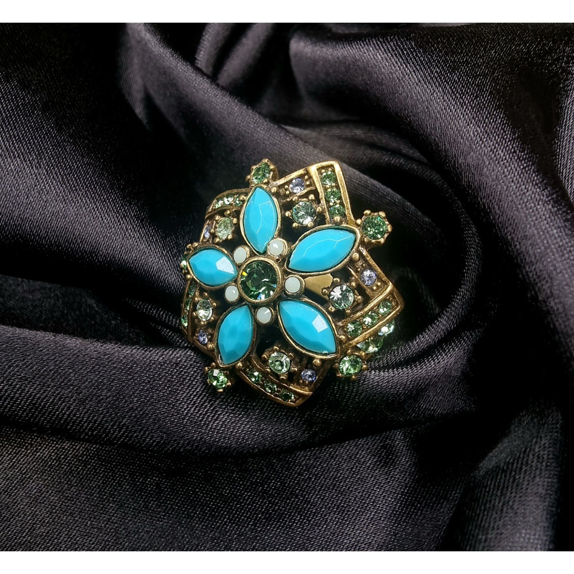 Vintage Heidi Daus Gold-Tone Statement Ring Blue & Green Crystal Flo Size ONE SIZE - 1 Thumbnail