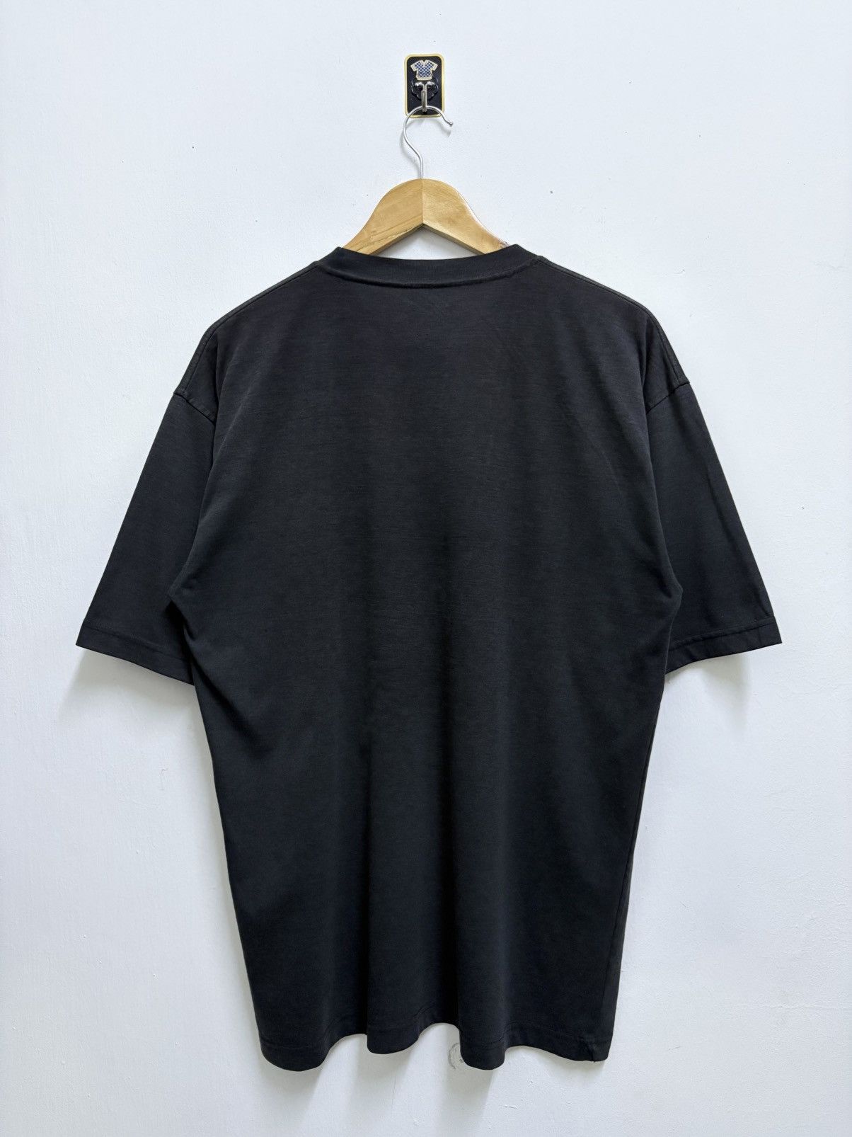 Vintage Vintage 90's Milano Lifestyle / Luxury / Fashion T-Shirt Size US L / EU 52-54 / 3 - 2 Thumbnail