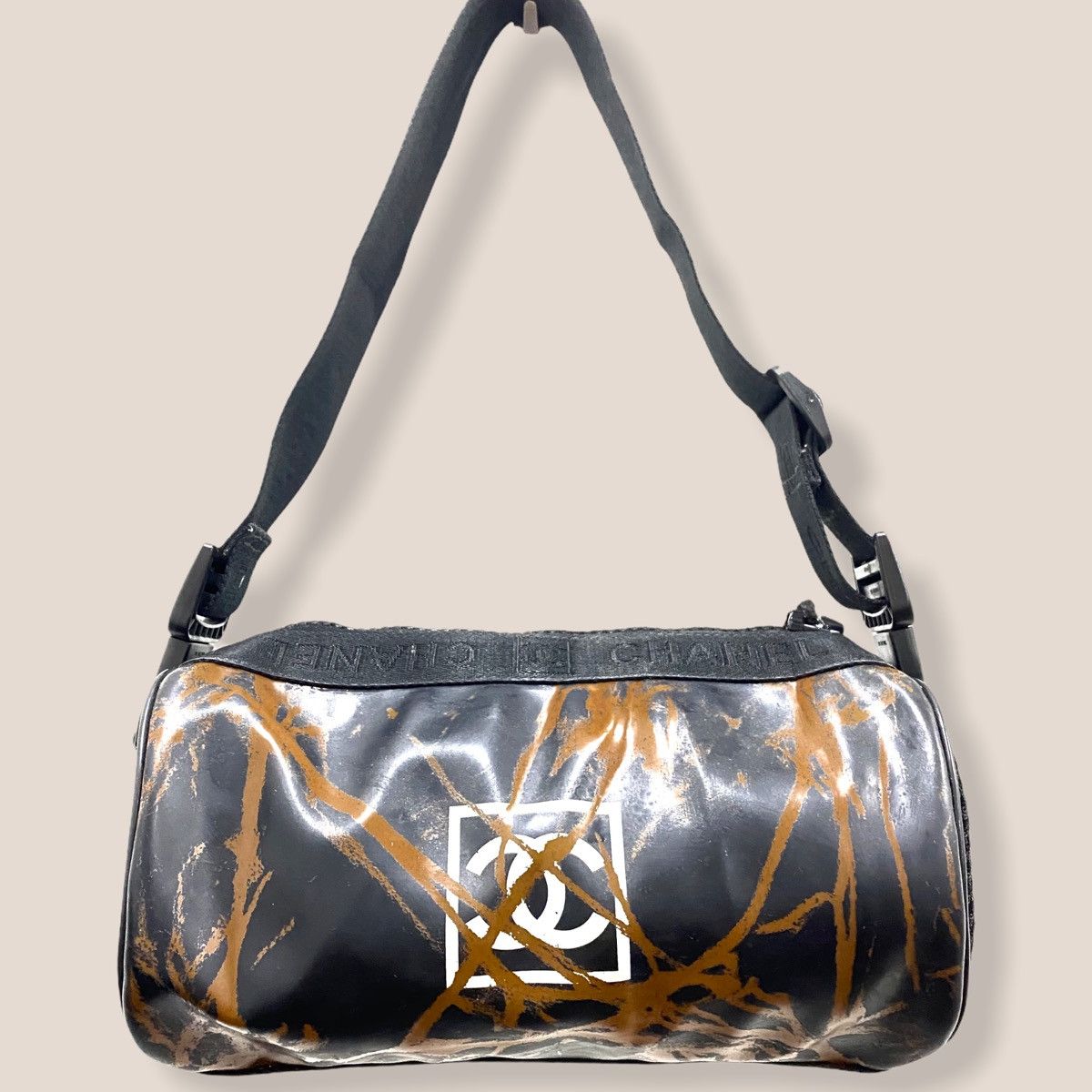 Chanel ‼️LASTDROP‼️AUTH. CHANEL BLACK PRINTED VINLY AND MESH CC SPORT Size ONE SIZE - 4 Thumbnail