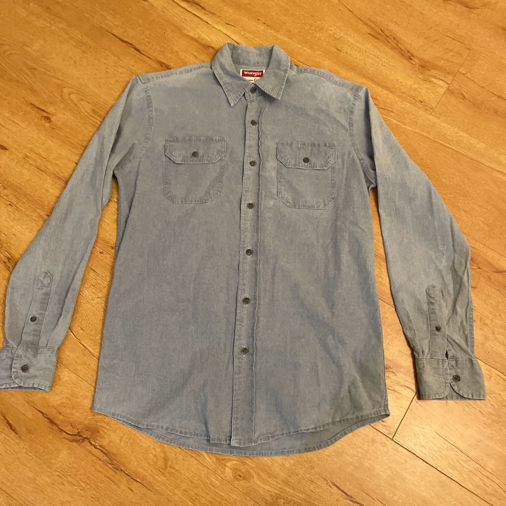 Wrangler VINTAGE Wrangler Flex Work Shirt Mens Small Blue Chambray Western Button-Up Shirt Size US S / EU 44-46 / 1 - 2 Thumbnail