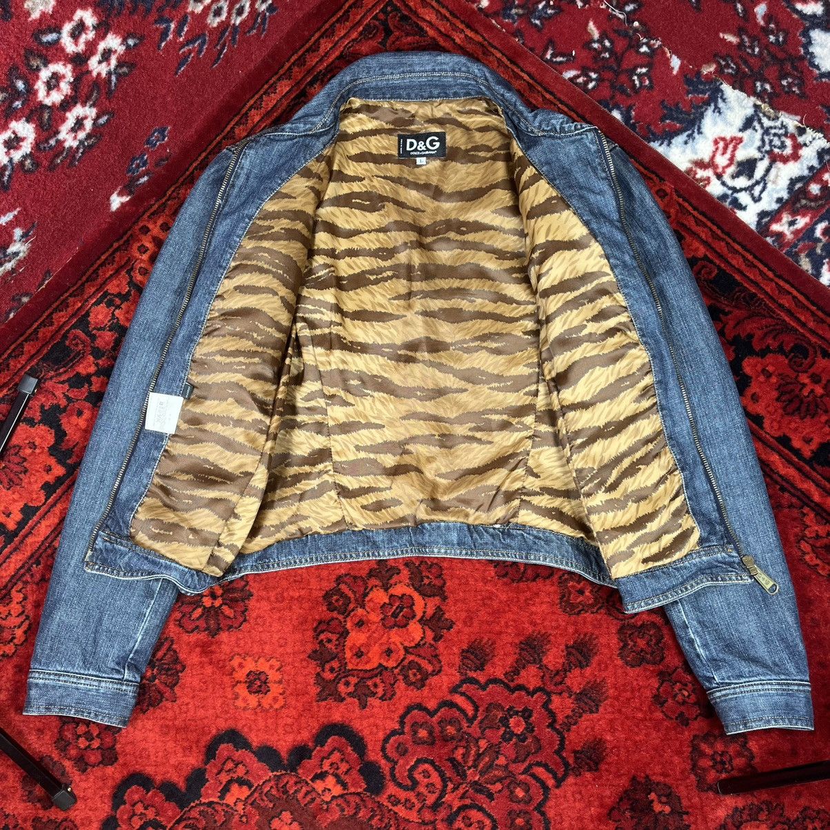 Dolce & Gabbana Dolce & Gabbana Denim Jacket Tiger Lining Logo Back Patch Size L / US 10 / IT 46 - 15 Thumbnail