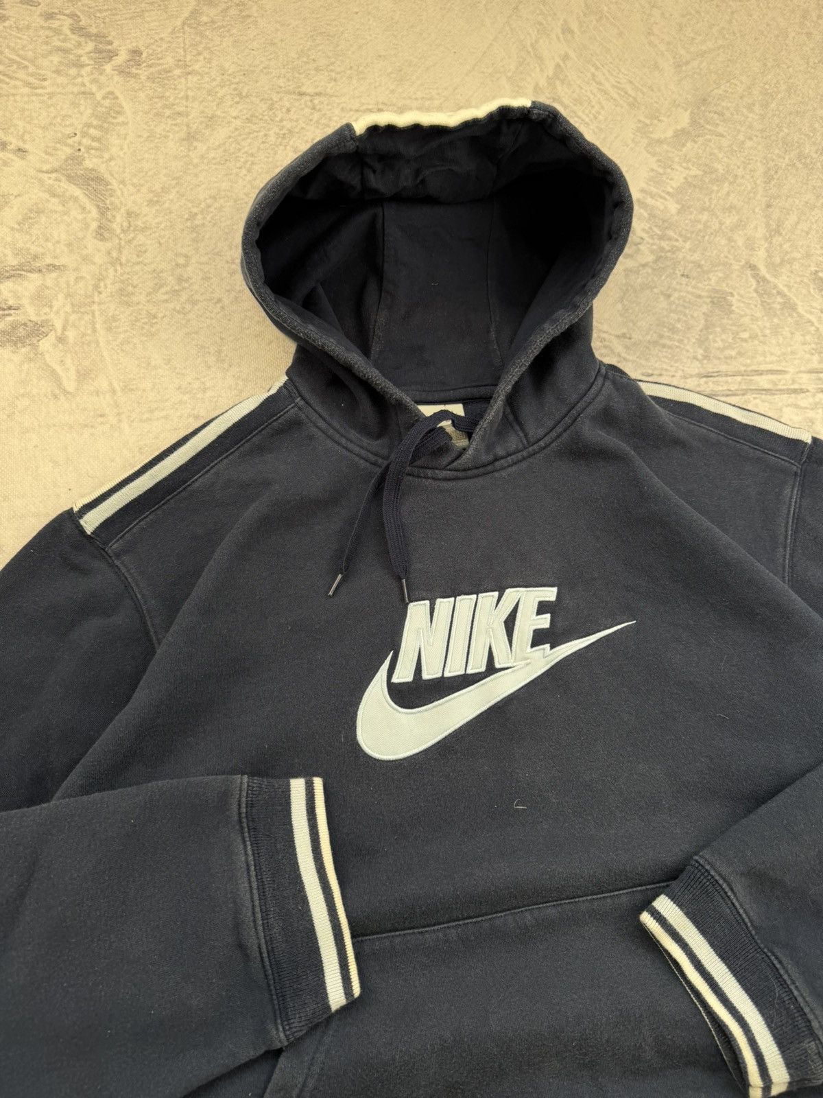 Nike × Vintage NIKE VINTAGE CENTER LOGO OVERSIZE BOXY HOODIE Size US L / EU 52-54 / 3 - 4 Thumbnail