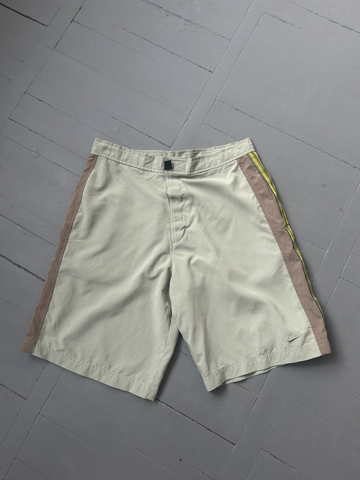 Nike × Vintage Nike vintage shorts Size US 30 / EU 46 - 1 Thumbnail