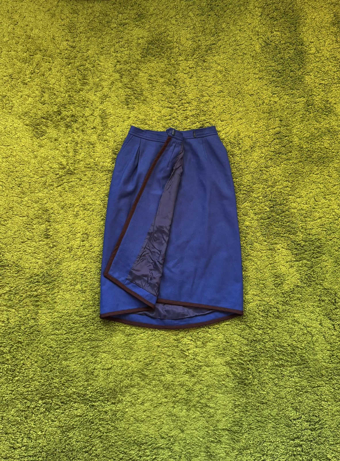 Vintage × Yves Saint Laurent Yves Saint Laurent YSL 1990s archive vintage wool midi skirt Size 25" / US 0 / IT 36 - 2 Thumbnail