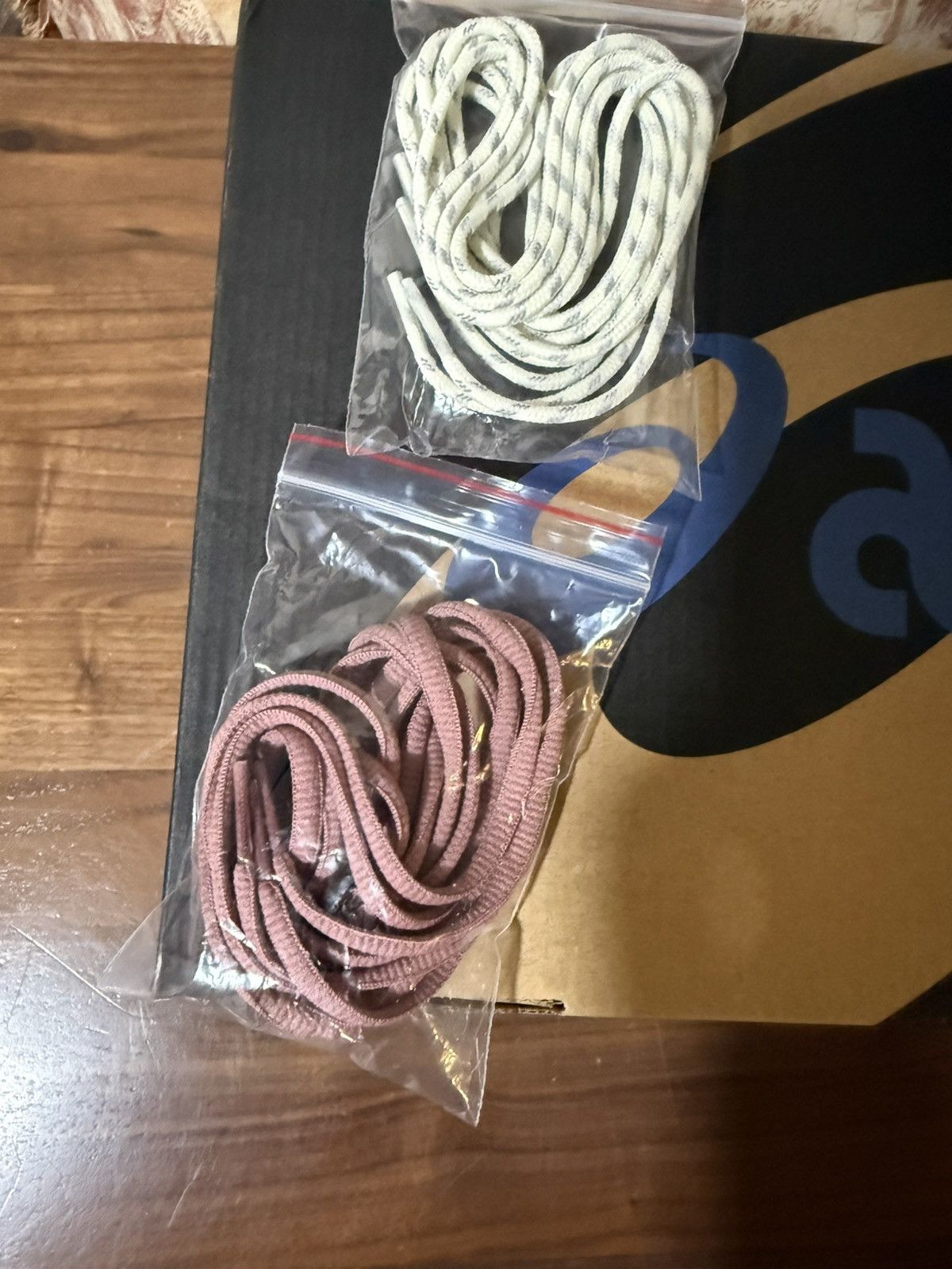 Asics × Kith Kith ASICS Loyalty Exclusive GEL-KAYANO 12.1 Quartz Size 11 Size US 11 / EU 44 - 9 Thumbnail