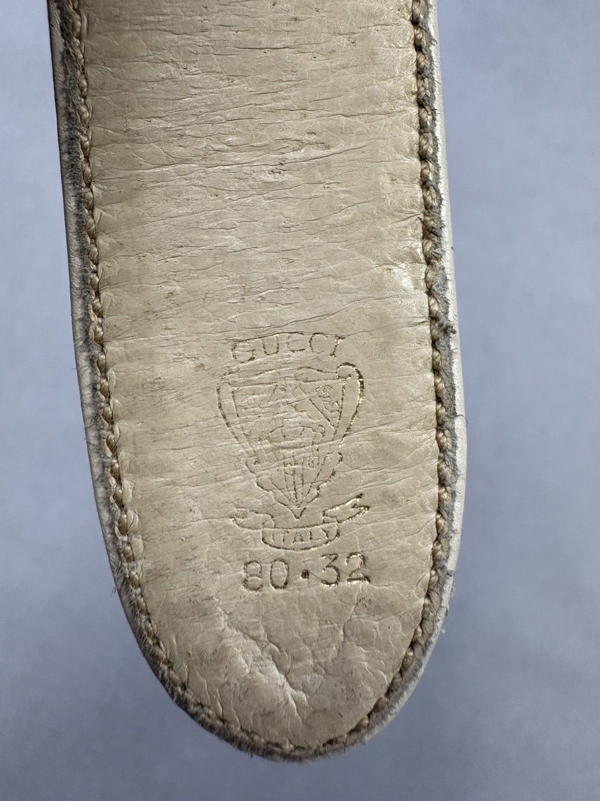 Gucci Vintage Gucci White Leather Belt Gold Buckle Red Black 80/32 Size ONE SIZE - 16 Thumbnail