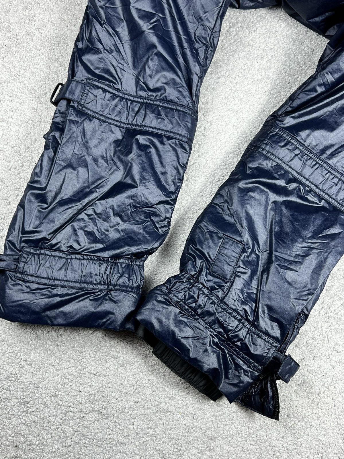 Chanel Vintage Chanel Navy Ski Suit Size 44 Size M / US 6-8 / IT 42-44 - 15 Thumbnail