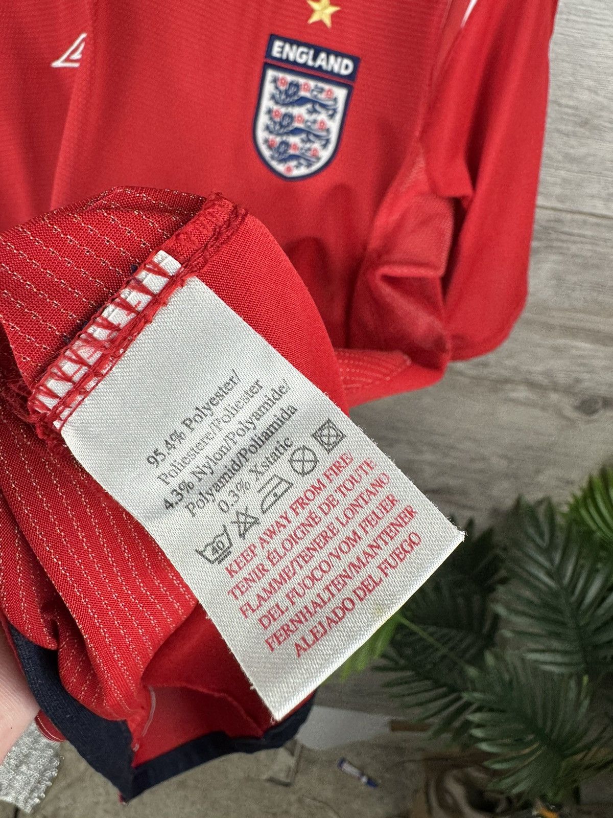 Umbro × Vintage Umbro soccer jersey vintage 2004 - 2006 size M Size US M / EU 48-50 / 2 - 8 Thumbnail