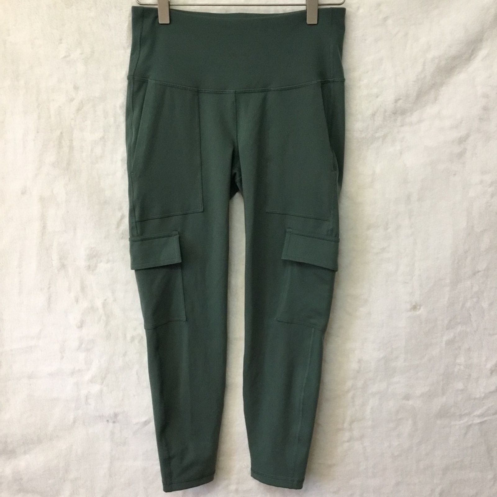 Old Navy Old Navy Green Active High-Rise Go-Dry Leggings Size 28" / US 6 / IT 42 - 2 Thumbnail