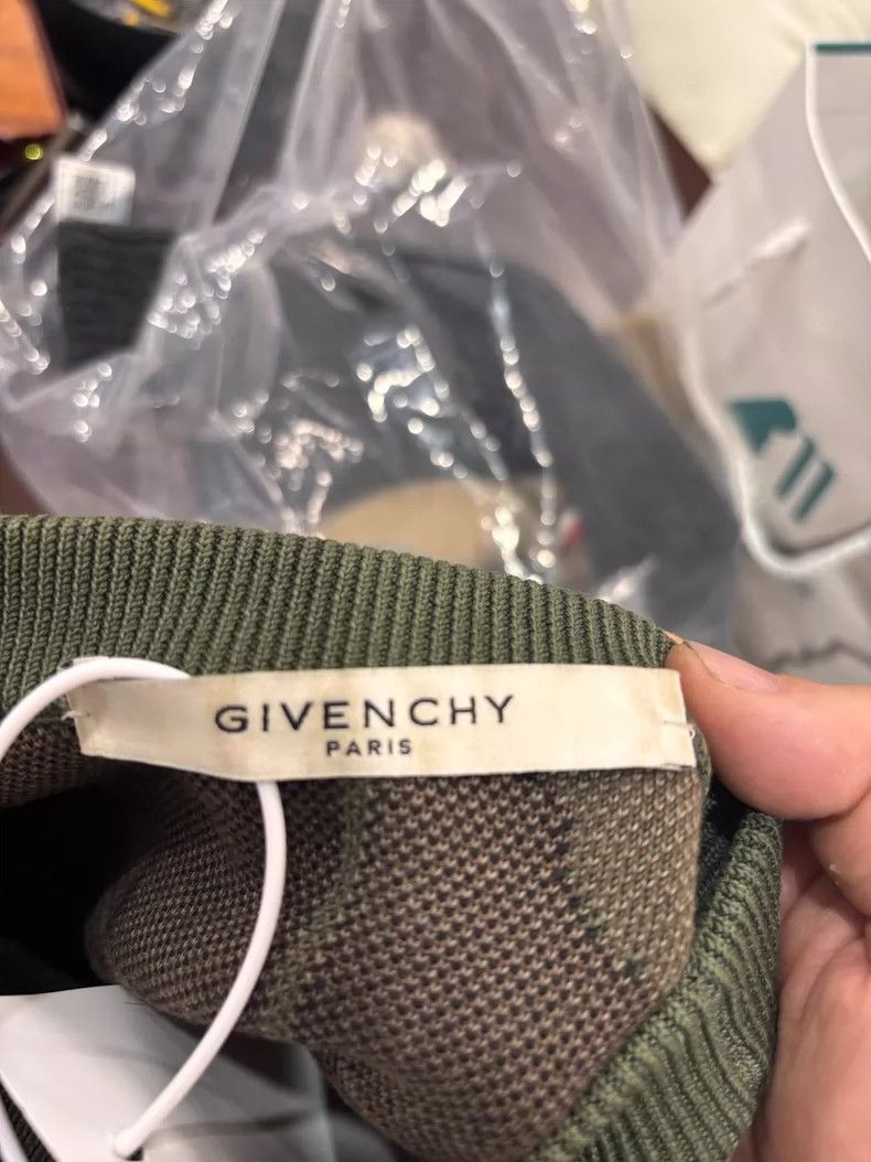 Other Givenchy Givenchy Layered Thick Sweatshirt Size M -2507 Size US M / EU 48-50 / 2 - 4 Thumbnail