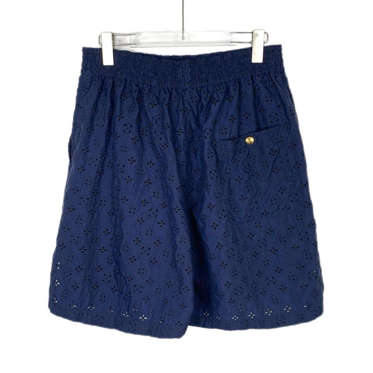 Louis Vuitton Louis Vuitton LV – 2022 Collection – Logo monogram perforate Size 40" / US 18 - 2 Thumbnail