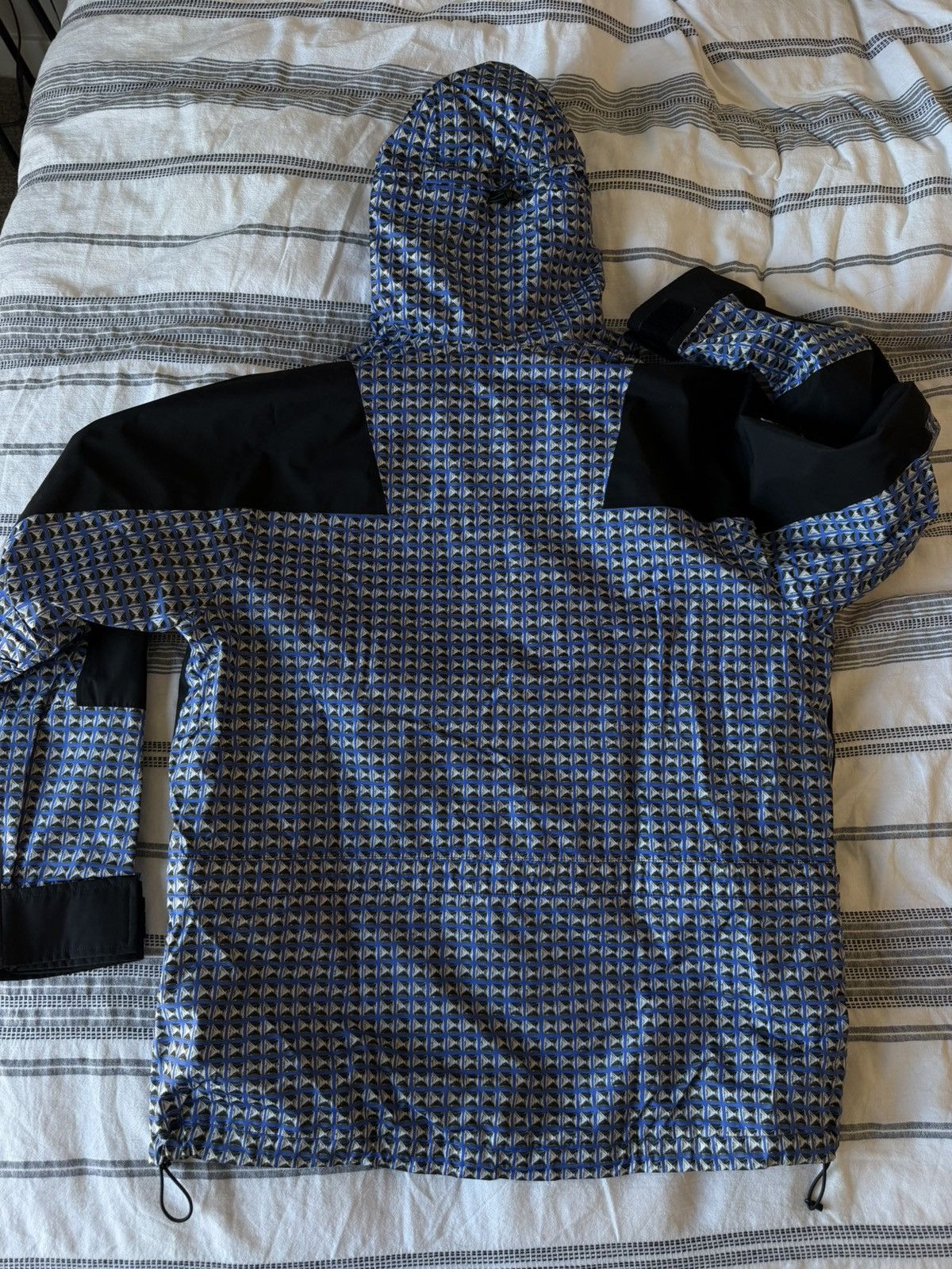 Supreme × The North Face Supreme tnf studded jacket Size US L / EU 52-54 / 3 - 7 Thumbnail