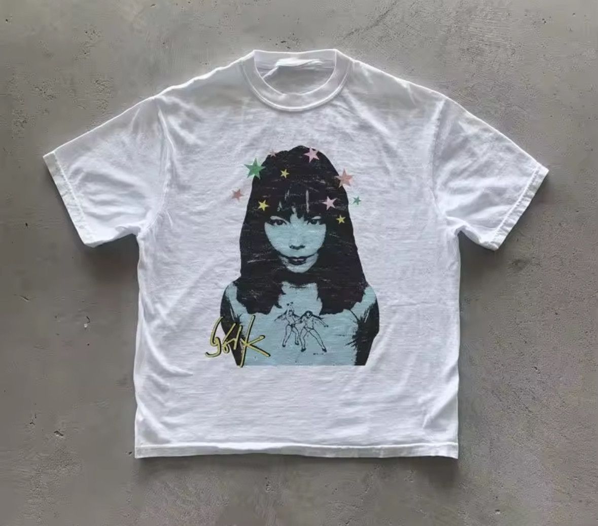 Other Streetwear Y2K Rock Girl Graphic White T-Shirt Size US S / EU 44-46 / 1 - 1 Thumbnail