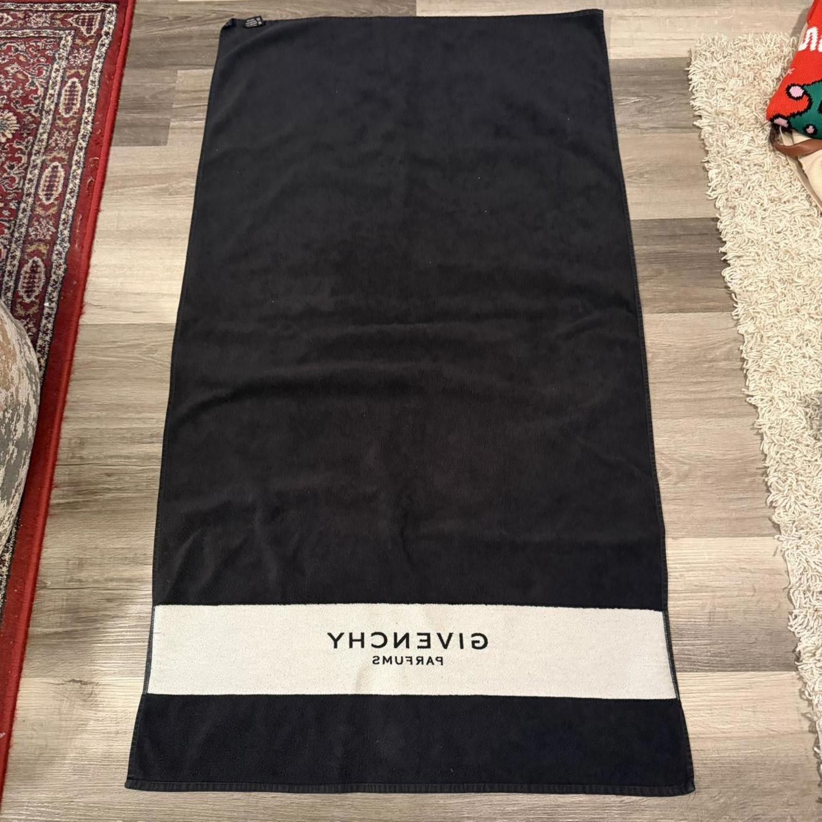 Givenchy givenchy perfumes beach towel OS Size ONE SIZE - 4 Thumbnail