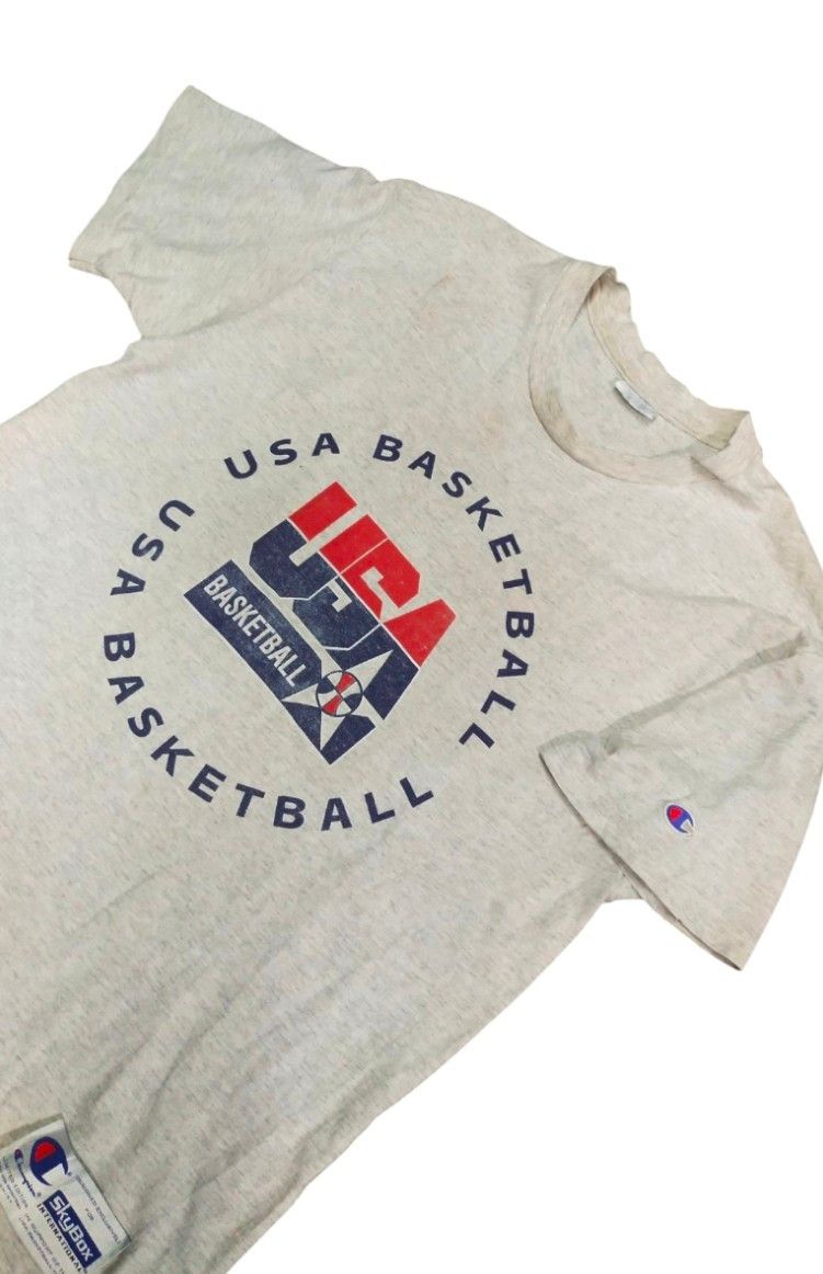 Vintage VINTAGE X CHAMPION BASKETBALL VTG TEE Size US L / EU 52-54 / 3 - 14 Thumbnail