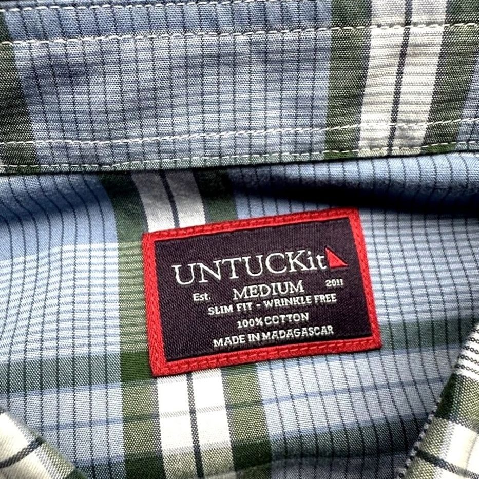 UNTUCKit UNTUCKit Malibran WF Slim Fit Long Sleeve Plaid Button Up Shirt Mens Medium Slim Navy Pattern Wrinkle Resistant Button-Up Casual Formal Preppy Mens Size US M / EU 48-50 / 2 - 3 Thumbnail