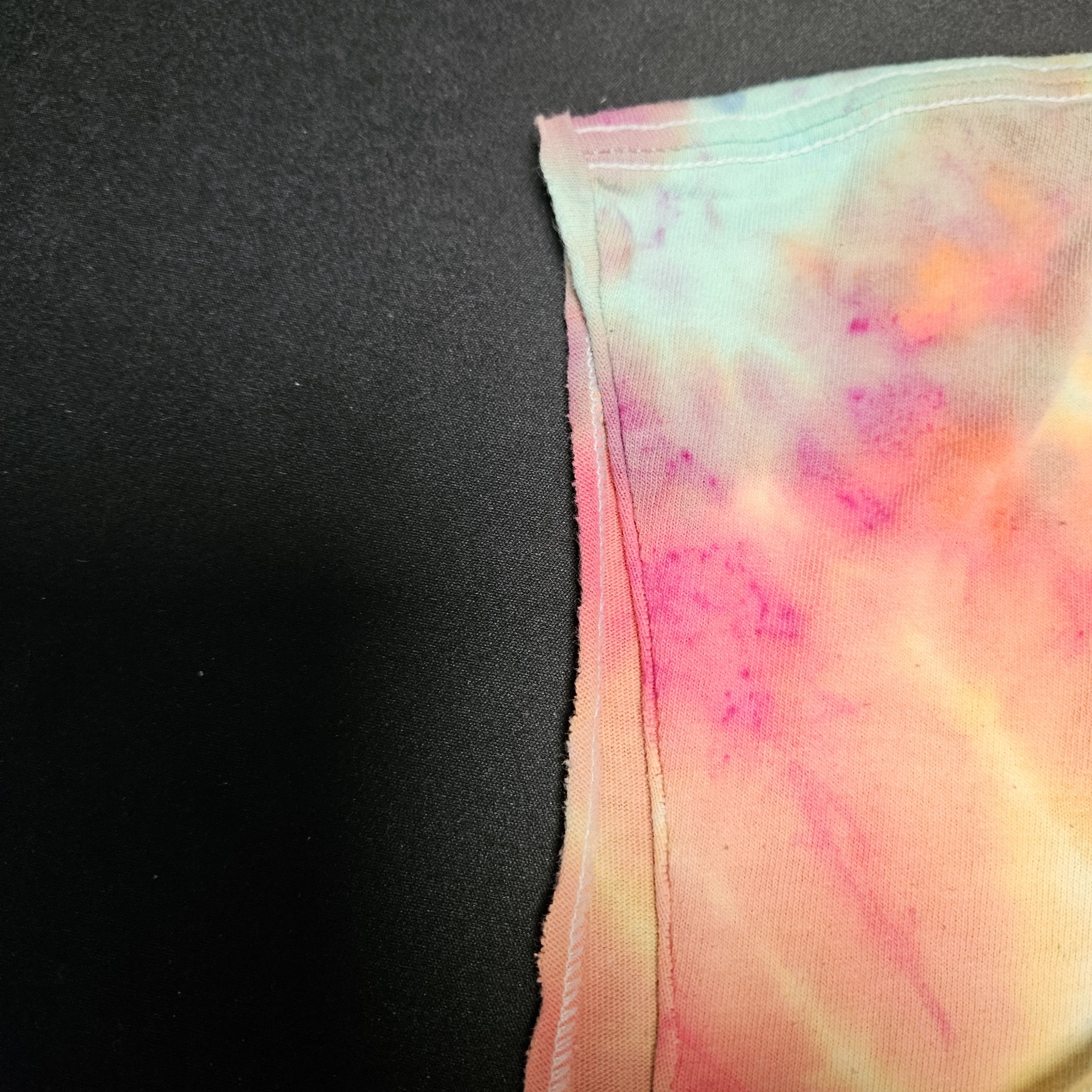 Vintage NIRVANA 1996 Kurt Cobain band photo sleeveles rare tie-dye Size US L / EU 52-54 / 3 - 6 Thumbnail