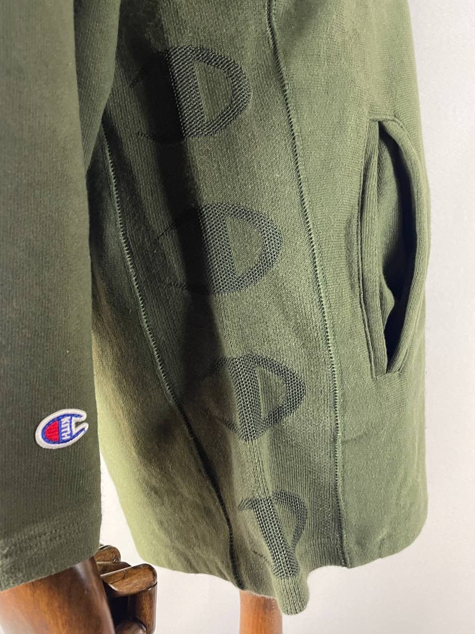 Champion × Kith KITH x Champion Hoodie Dark Green Size US L / EU 52-54 / 3 - 10 Thumbnail