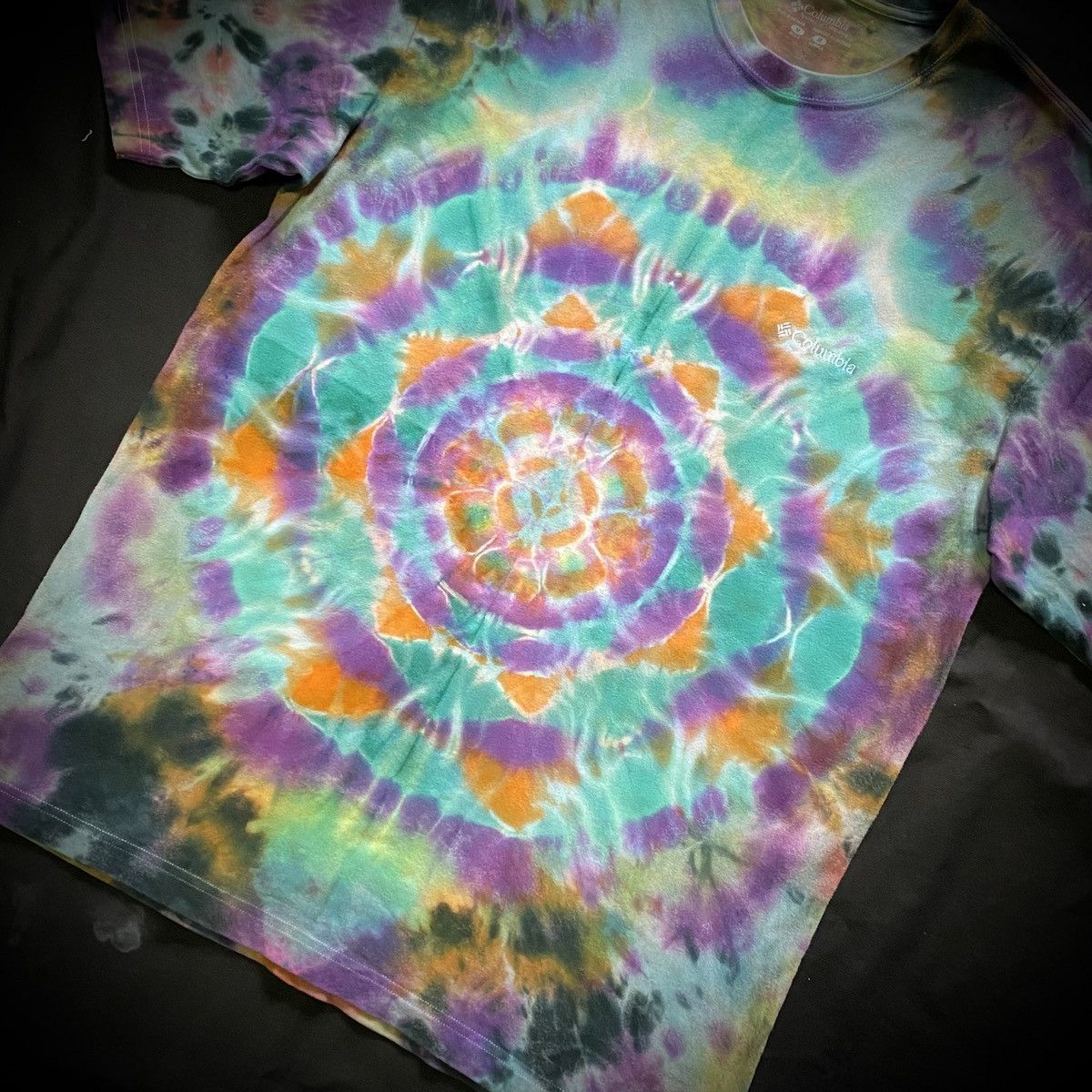 Columbia × Handmade PSYCHEDELIC MANDALA Size US M / EU 48-50 / 2 - 3 Thumbnail
