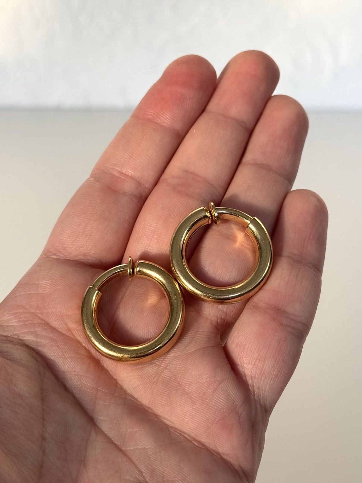 Dior ★0% TAX★ MINIMALISTIC DIOR GOLD PLATED HOOP EARRINGS CLIPS Size ONE SIZE - 3 Thumbnail