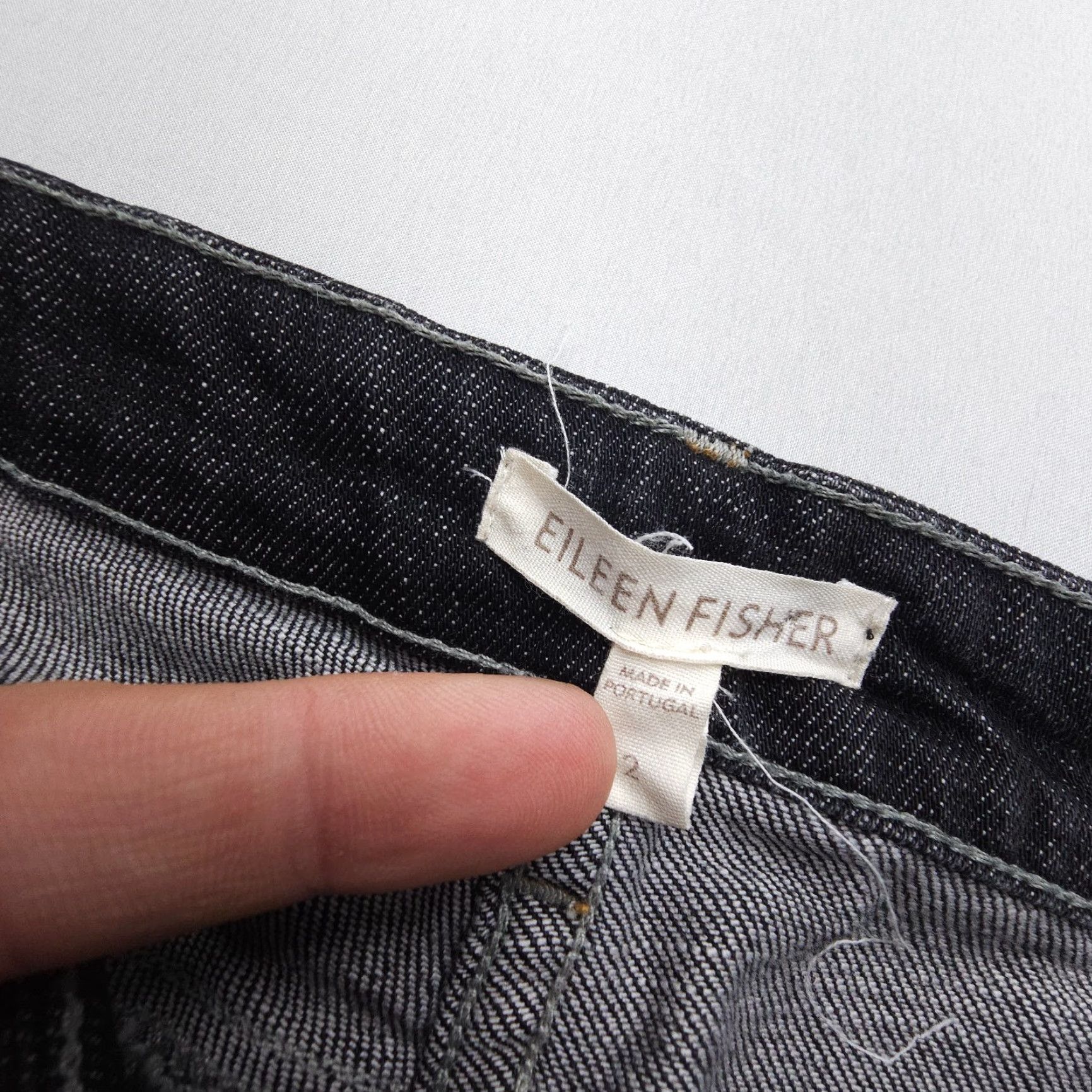 Eileen Fisher Eileen Fisher Slim Straight Jeans Womens Size 2 Black Low Rise Organic Cotton Size 26" / US 2 / IT 38 - 3 Thumbnail