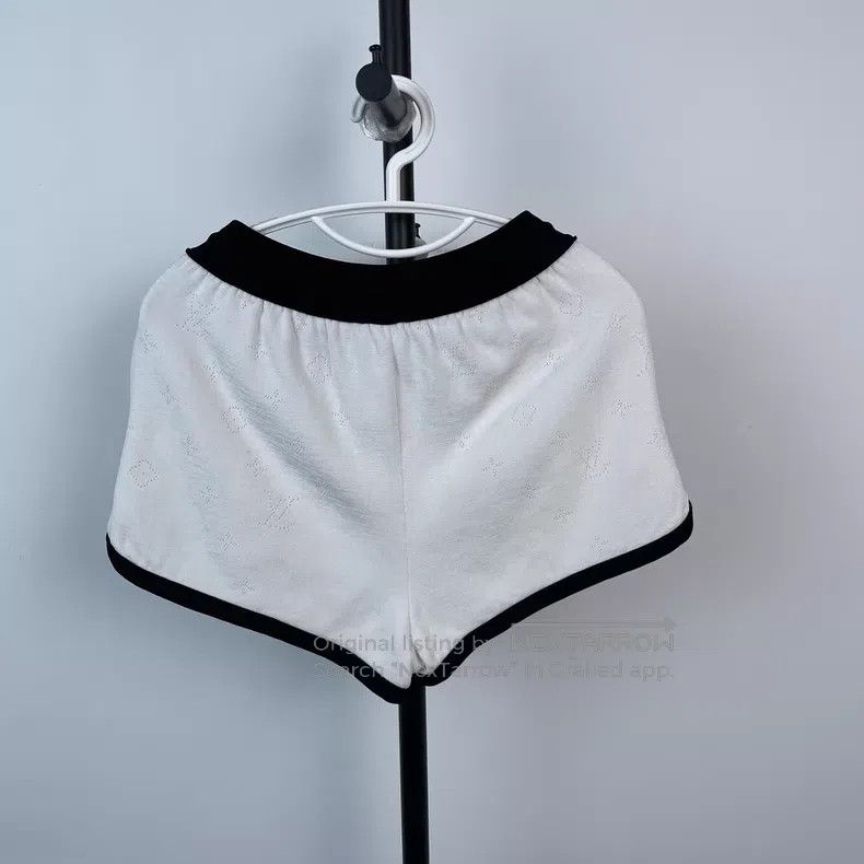 Louis Vuitton Louis Vuitton size xs Panda color matching white presbyopic Size US 28 / EU 44 - 2 Thumbnail