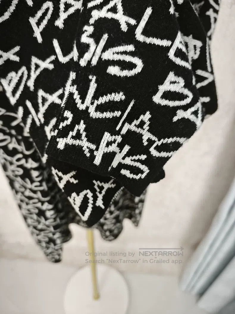 Balenciaga Balenciaga All-Lettering Printed Sweater Size US L / EU 52-54 / 3 - 4 Thumbnail