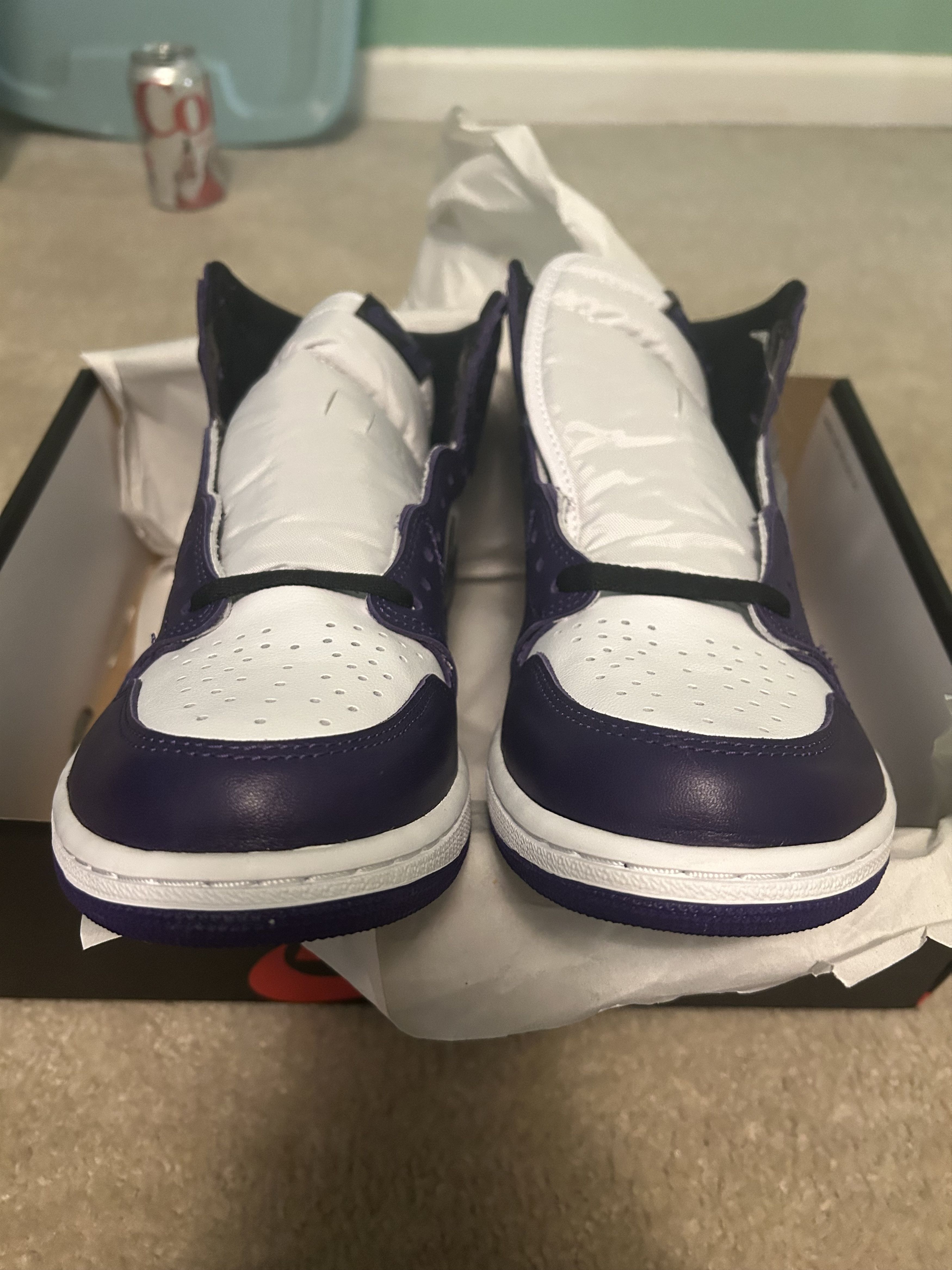 Jordan Brand Air Jordan 1 Retro High OG "Court Purple" – Deadstock Size US 11 / EU 44 - 2 Thumbnail