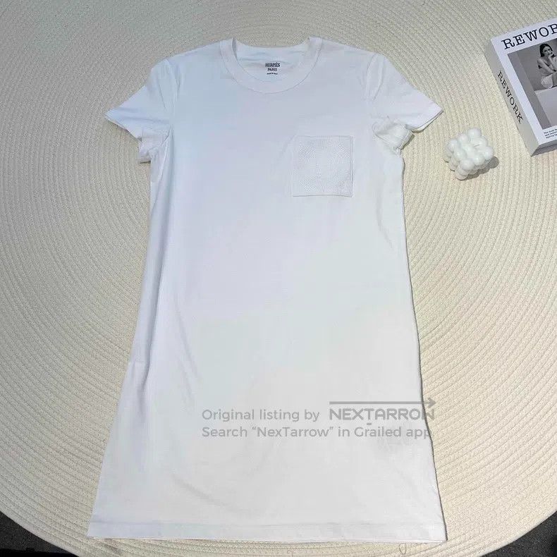 Hermes Hermes Round Neck Embroidered Pocket Short Sleeve Dress Size XS / US 0-2 / IT 36-38 - 1 Thumbnail