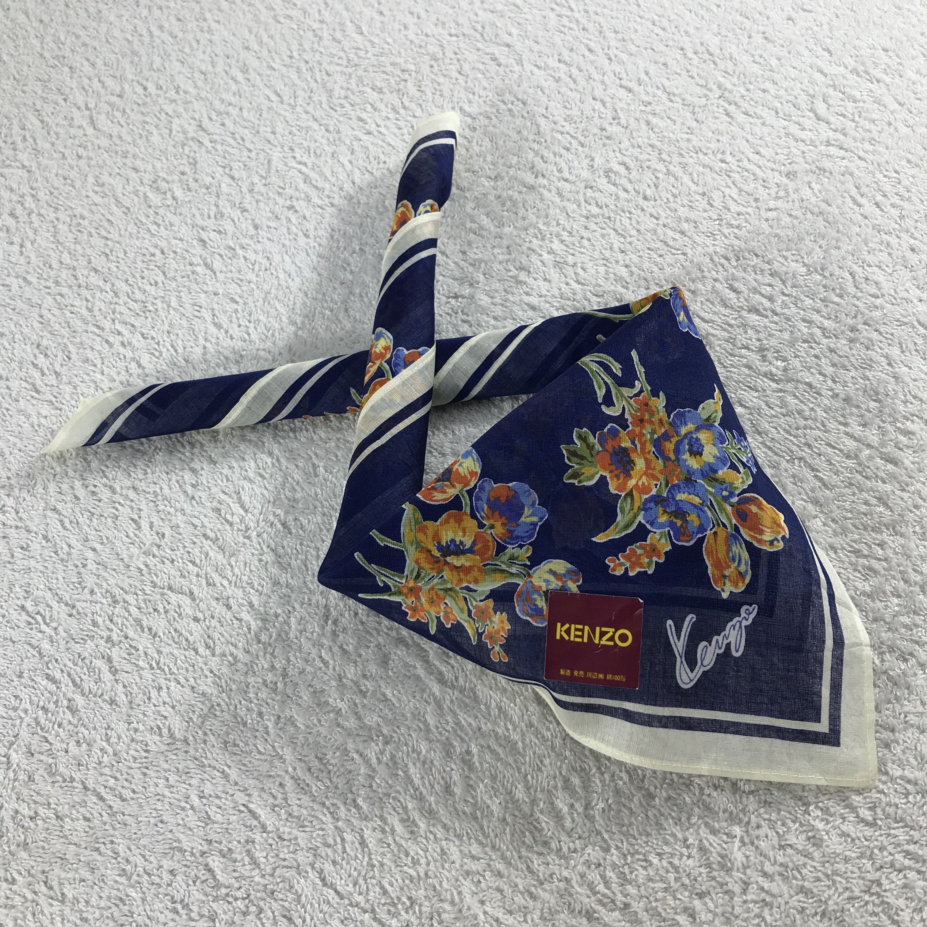 Kenzo × Vintage Kenzo Neckerchief / Bandana / Handkerchief Size ONE SIZE - 2 Thumbnail