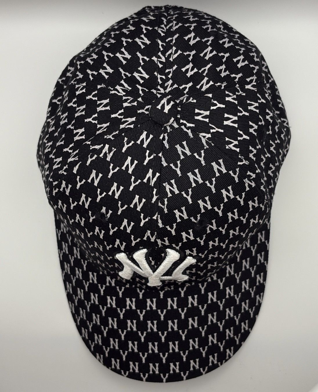 New York Yankees New York Yankees Black Monogram Logo Adjustable Baseball Cap Size ONE SIZE - 5 Thumbnail