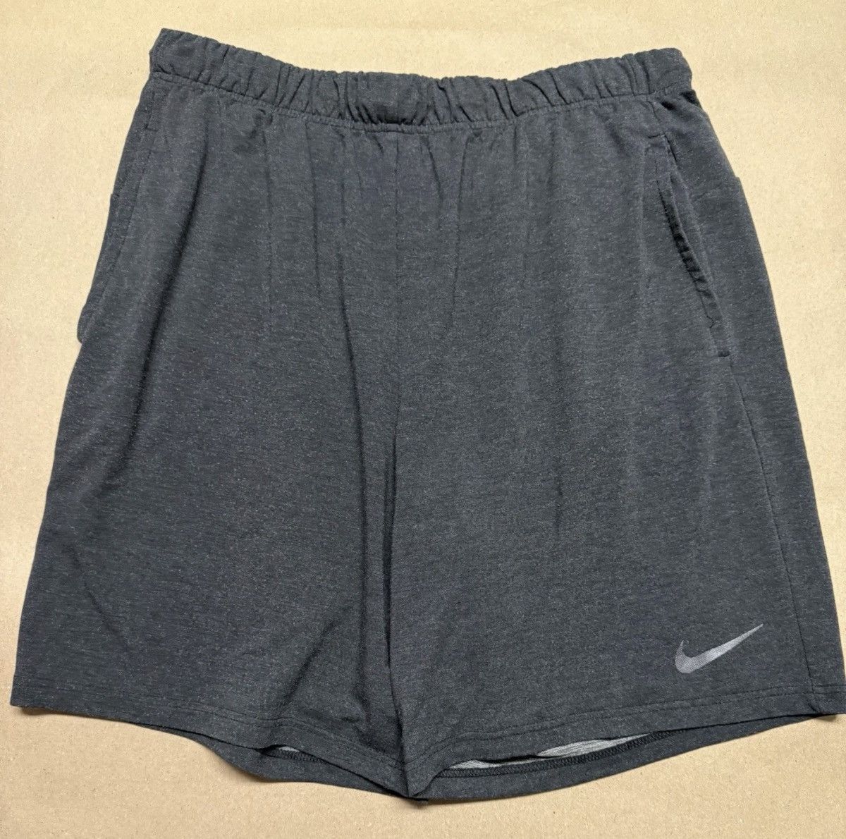 Nike Nike Casual Workout Shorts Grey size XXL Rare! Size US 40 / EU 56 - 1 Thumbnail
