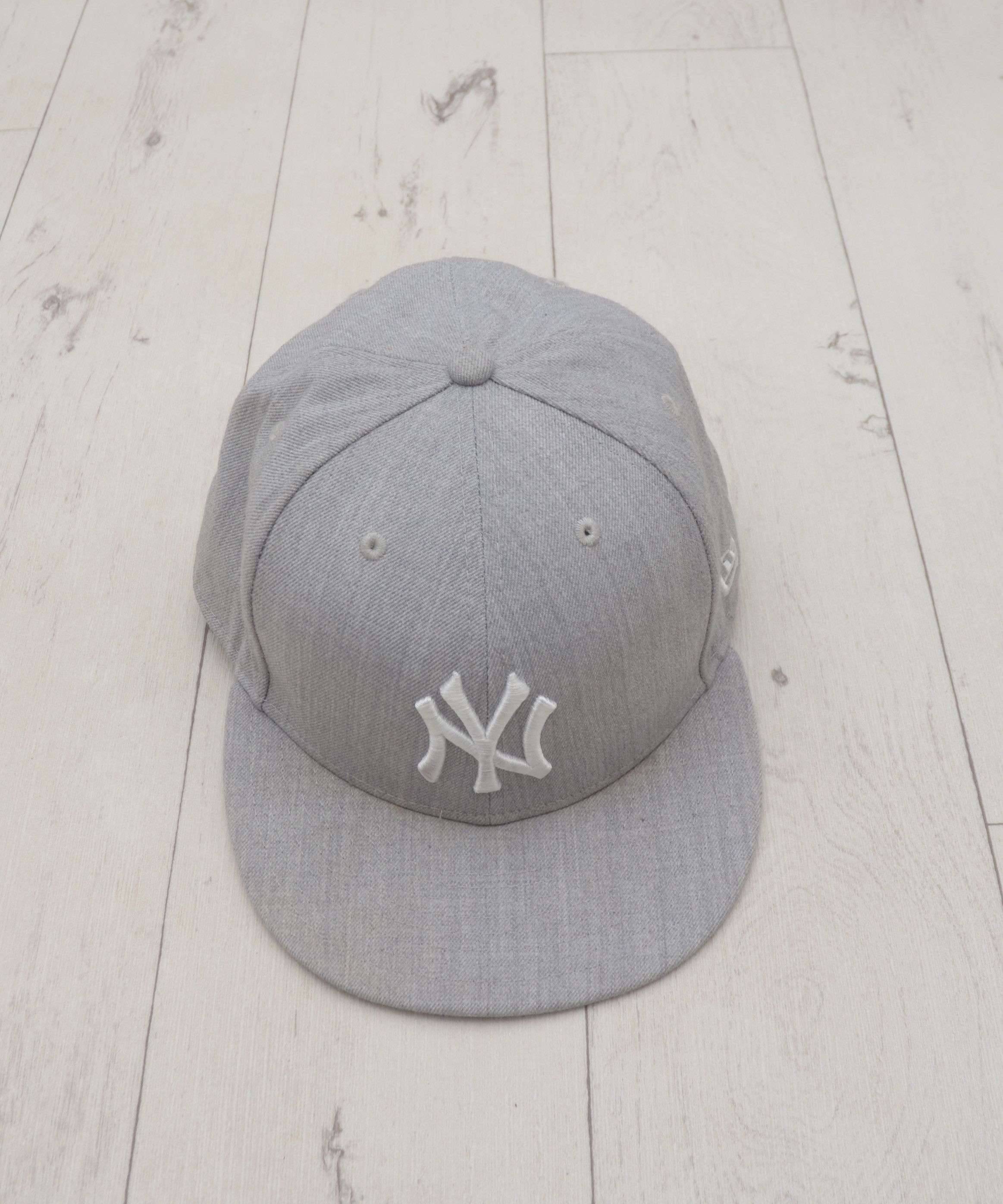 New Era NY Yankees New Era Hat Patch Heather Gray Size 7 5/8 Size ONE SIZE - 4 Thumbnail