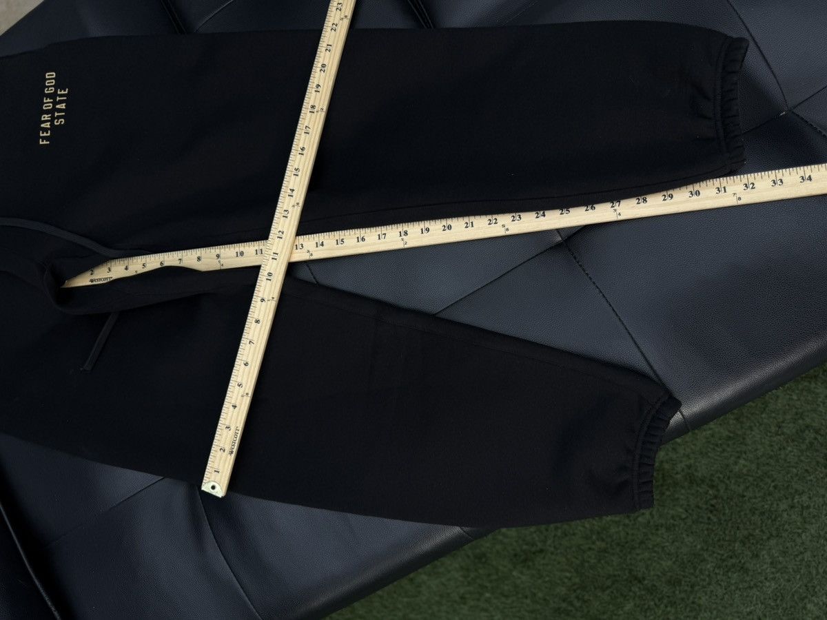 Essentials Fear Of God Essentials Black Sweatpants Size M 🧼 Size US 30 / EU 46 - 7 Thumbnail