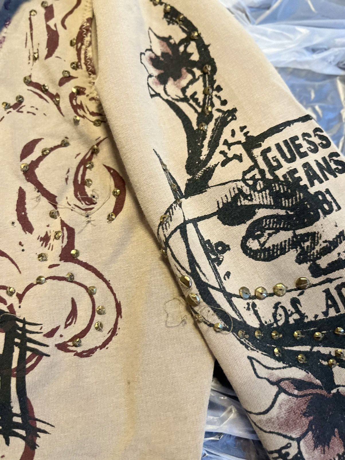 Guess × Japanese Brand Guess Vintage Embroidered Hoodie Size M / US 6-8 / IT 42-44 - 9 Thumbnail