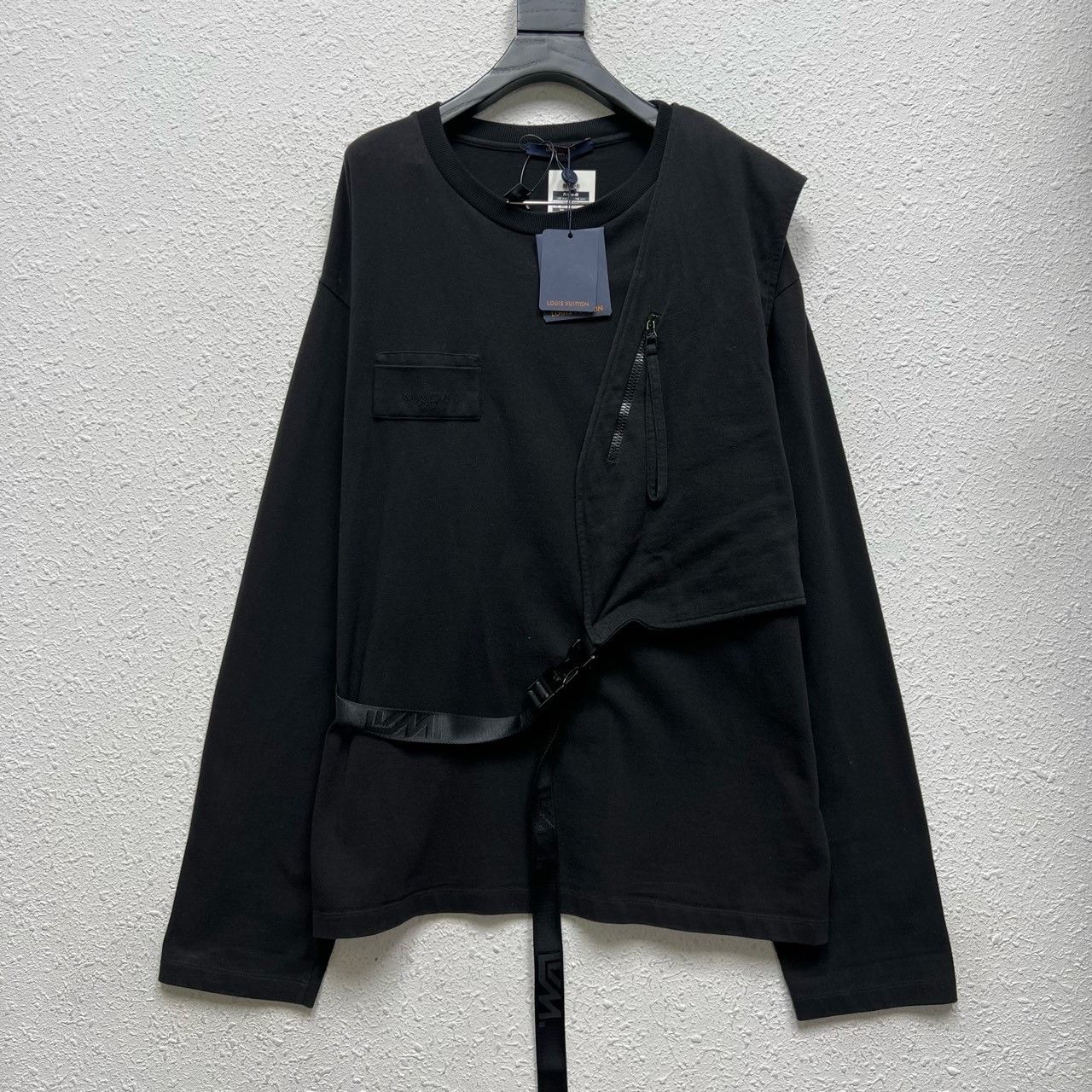 Louis Vuitton Louis Vuitton Tactical Vest Strap Hoodie Size US XXL / EU 58 / 5 - 1 Thumbnail