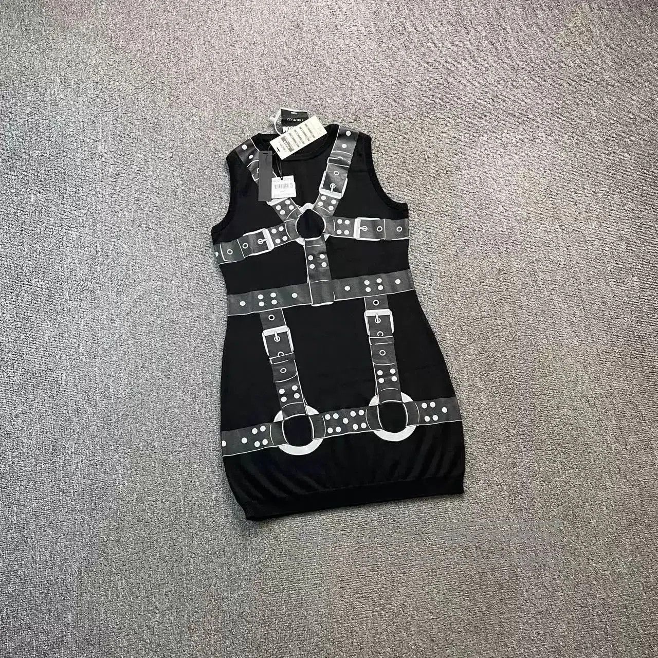 Moschino MOSCHINO Belted Dress. Size M / US 6-8 / IT 42-44 - 1 Thumbnail