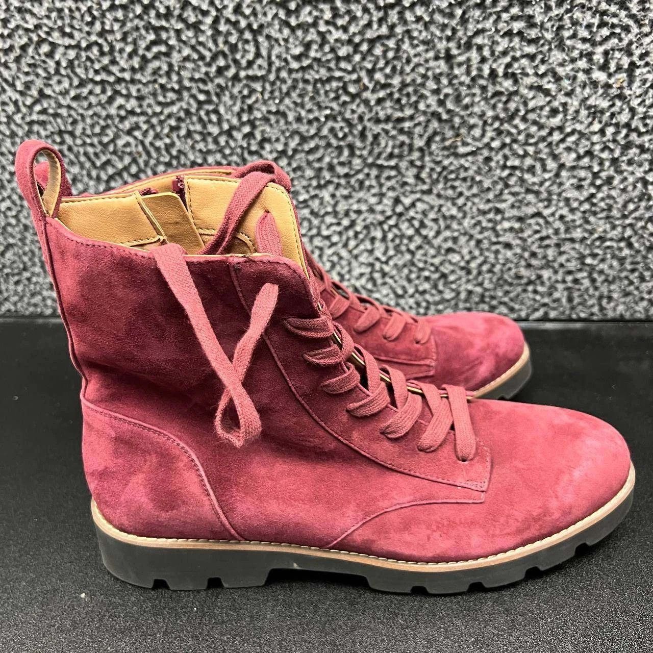 Vionic Vionic Lani Suede Ankle Boots 11 Weather Resistant Lace Up Size US 11 / IT 41 - 4 Thumbnail