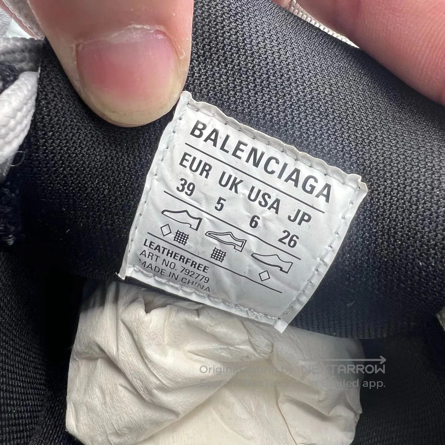 Balenciaga Gray Low-Top Sneakers Size 6. Size US 6 / EU 39 - 7 Thumbnail