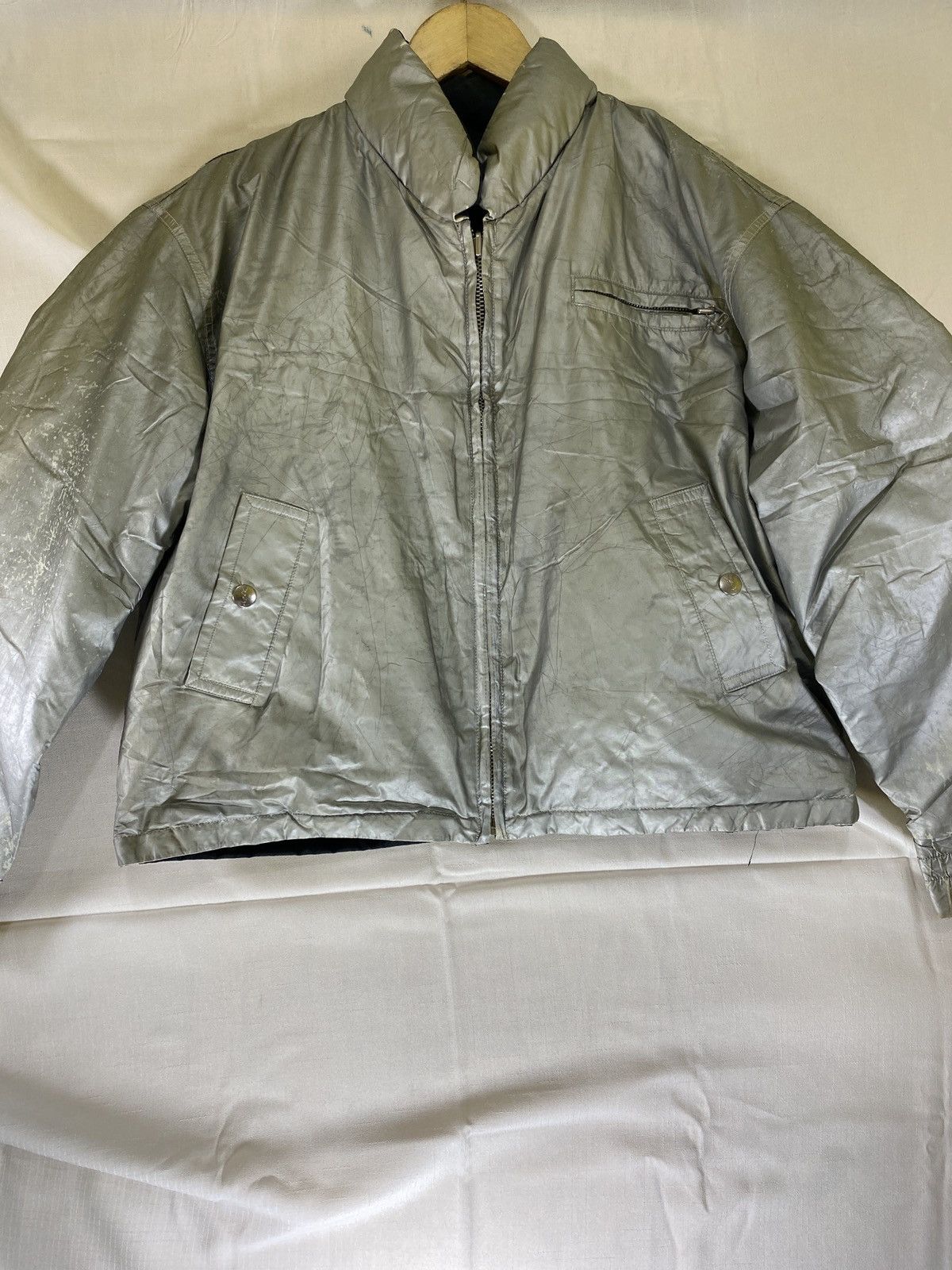 Yves Saint Laurent vintage padded cropped pillow neck double sided jacket Size US S / EU 44-46 / 1 - 6 Thumbnail