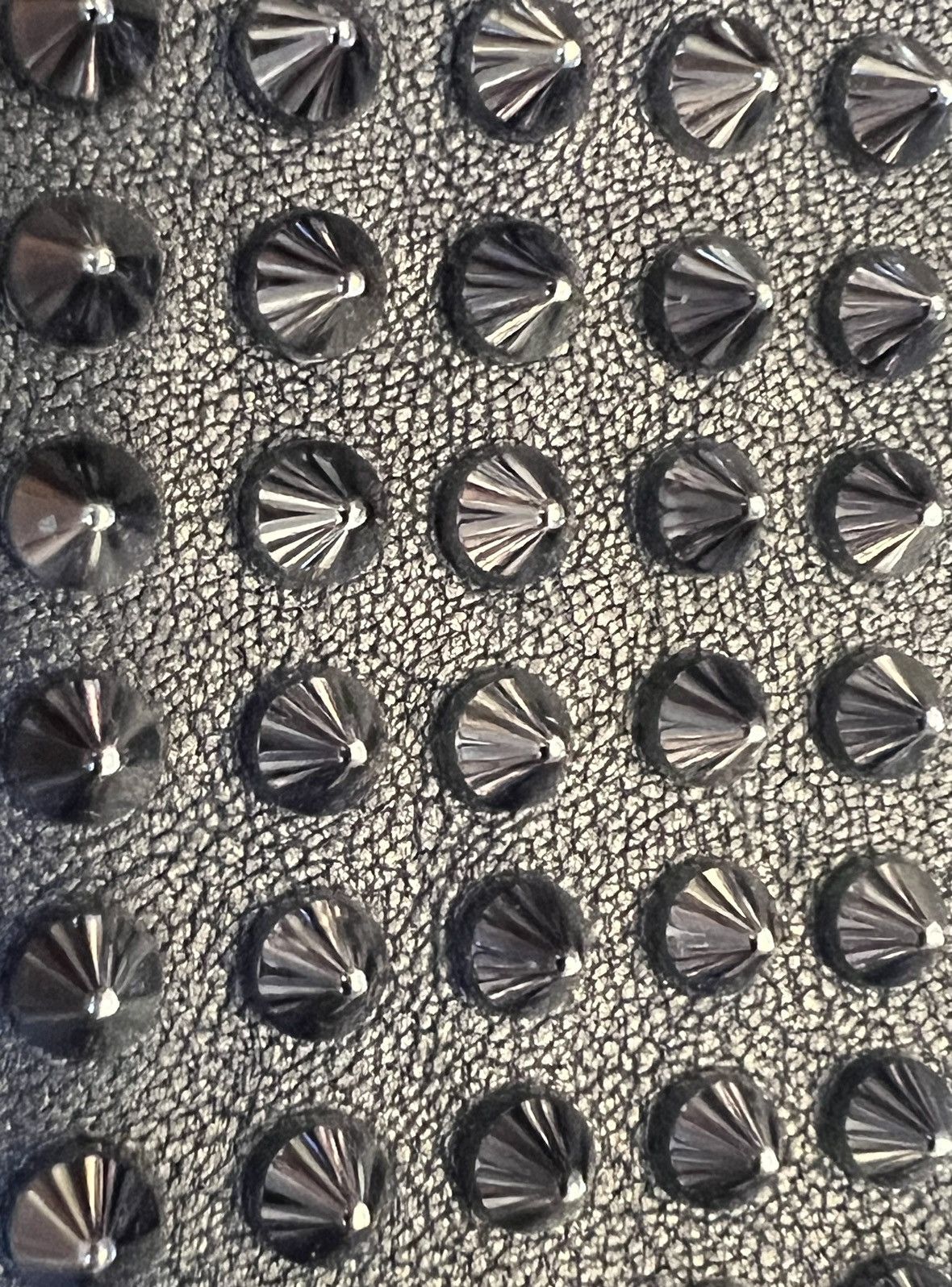 Christian Louboutin Christian Louboutin classic gunmetal card case. Size ONE SIZE - 6 Thumbnail
